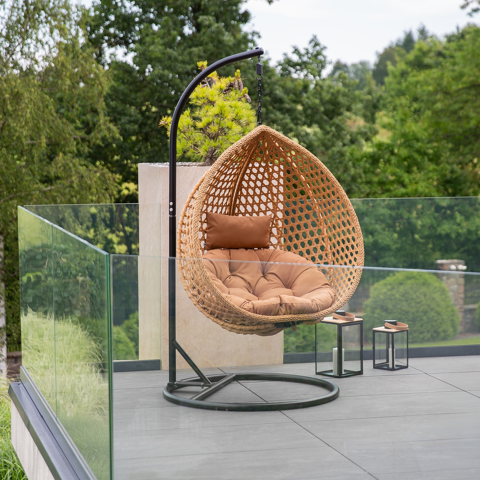 Zahradní houpací závěsné křeslo z technorattanu Francis Beige PATIO