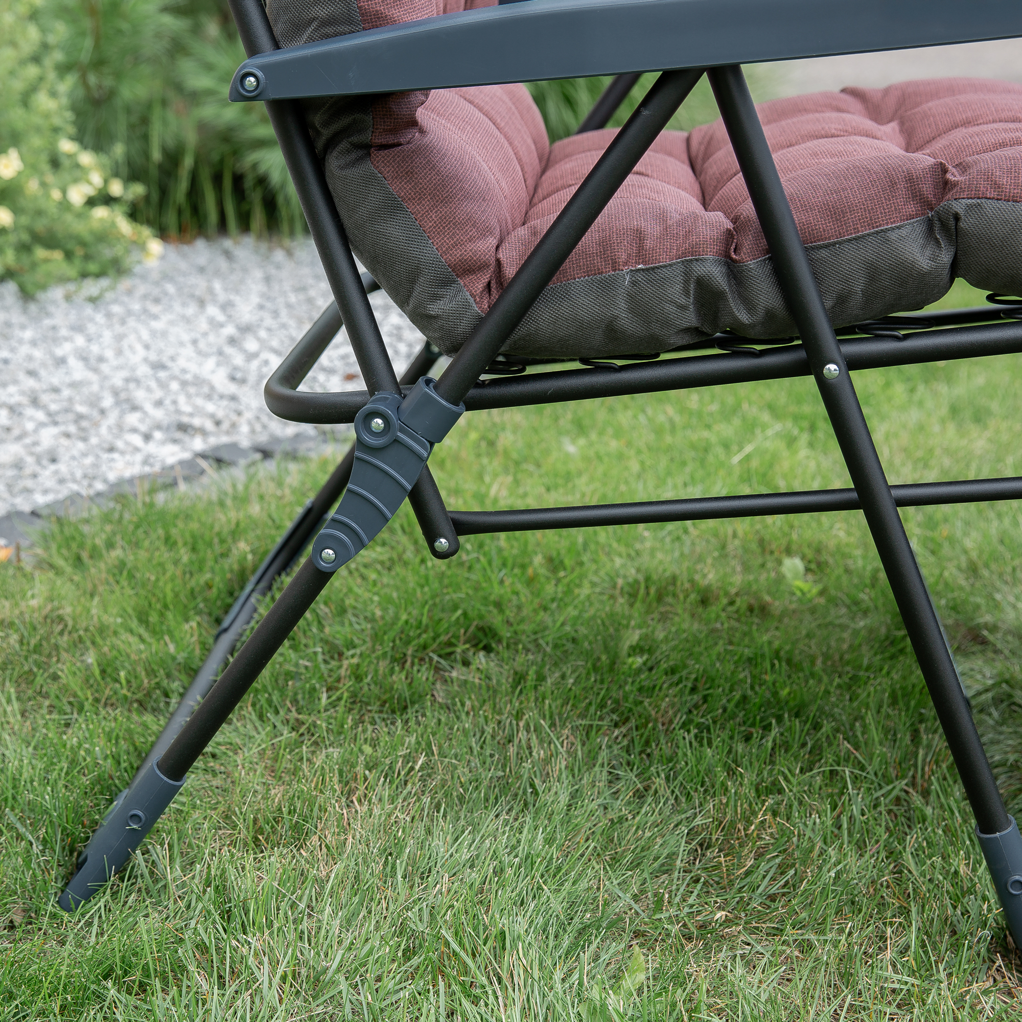 Polohovacie záhradné kreslo s podnožkou Setenil Plus Black Edition H047-04PB PATIO