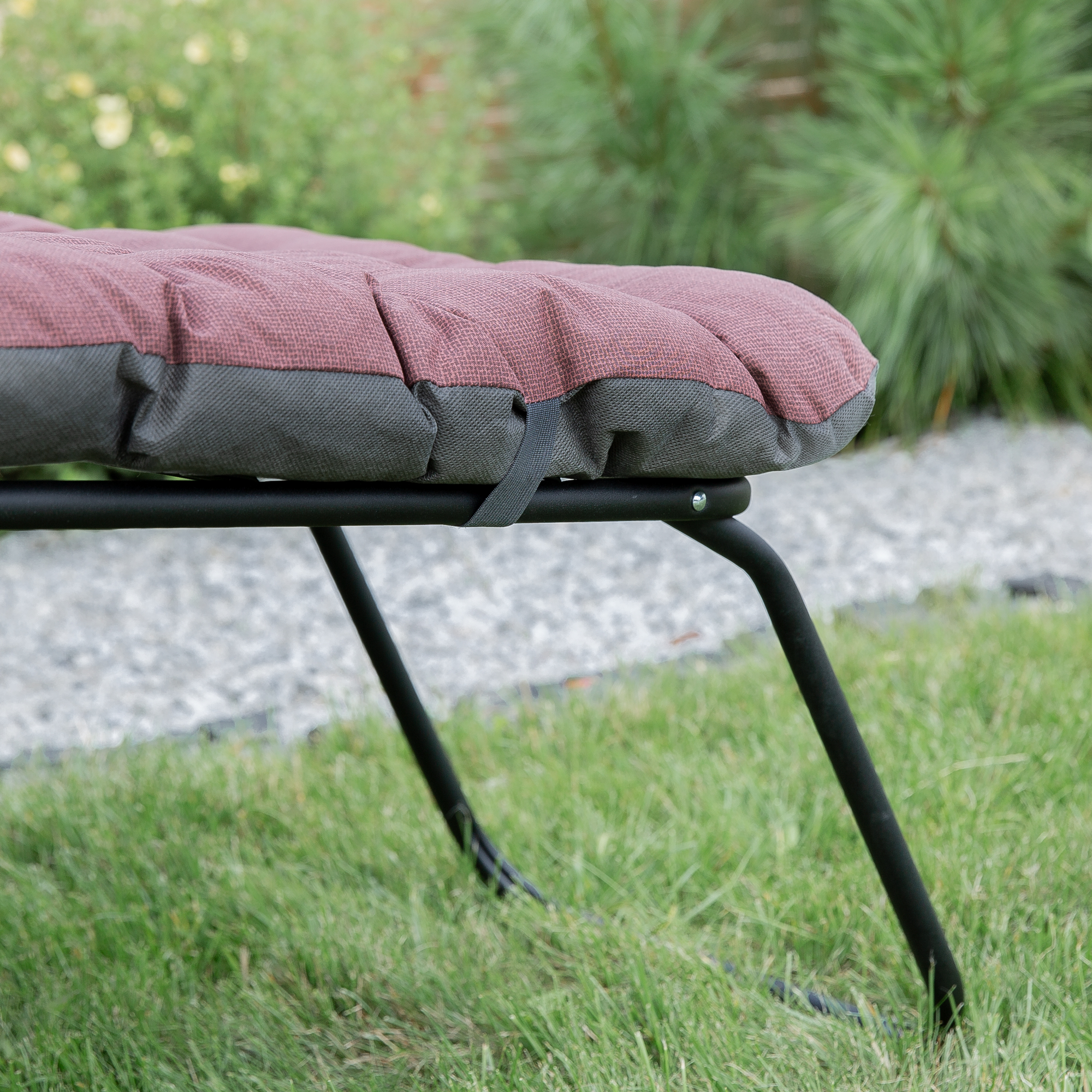 Polohovacie záhradné lehátko Setenil Black Edition H047-04PB PATIO