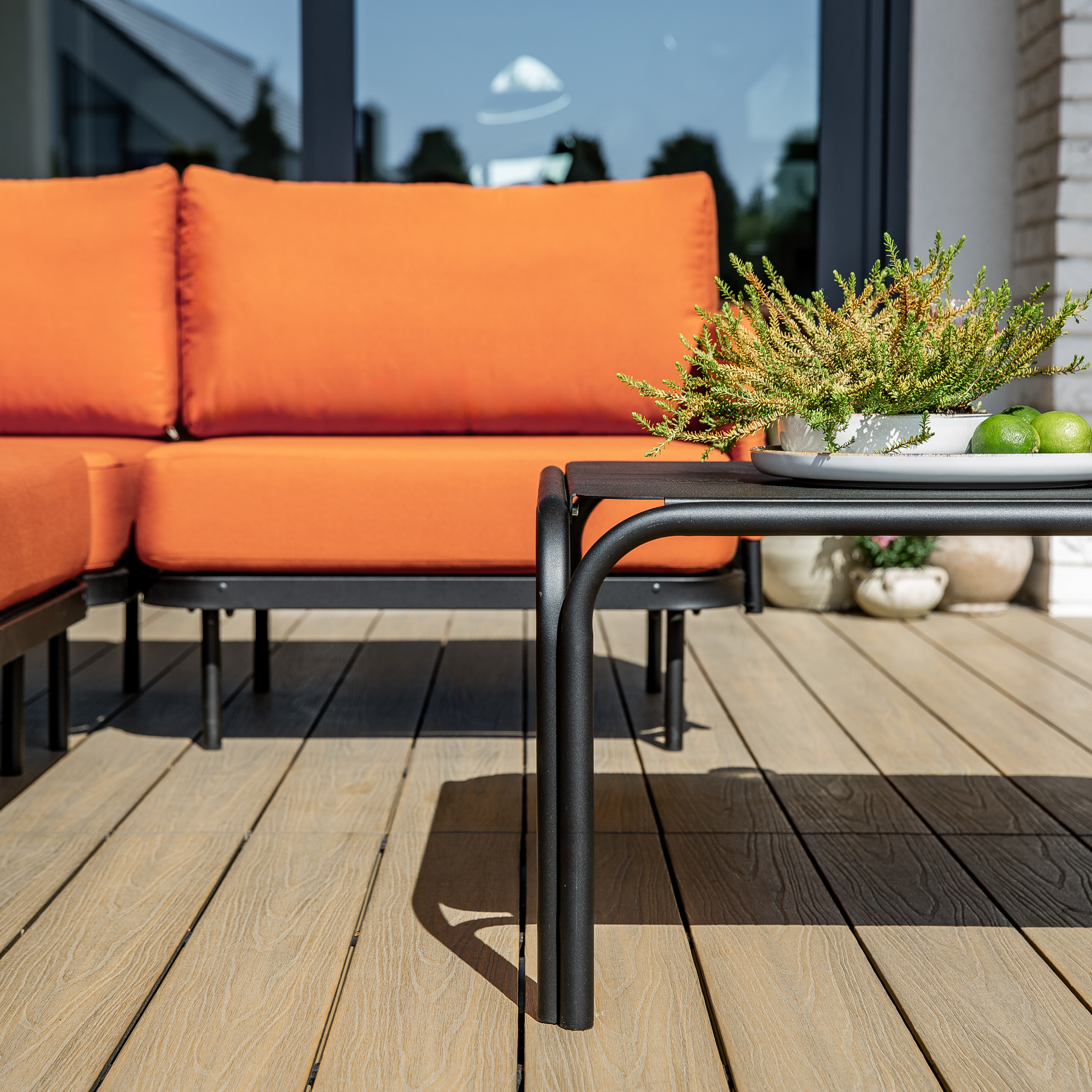 Souprava oranžového zahradního nábytku pro 6 osob Piryt D042-33DW PATIO