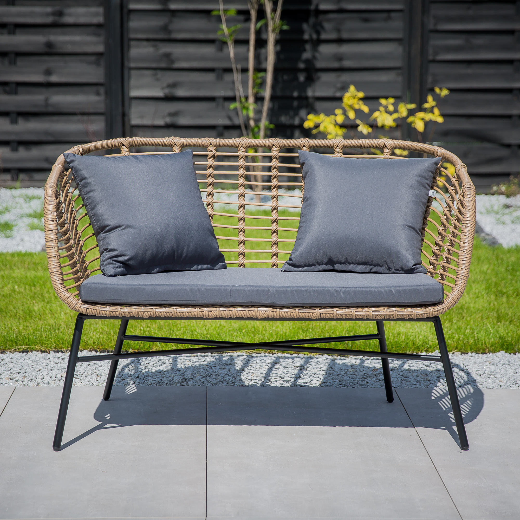 Záhradná lavica z technorattanu Danielle Beige PATIO