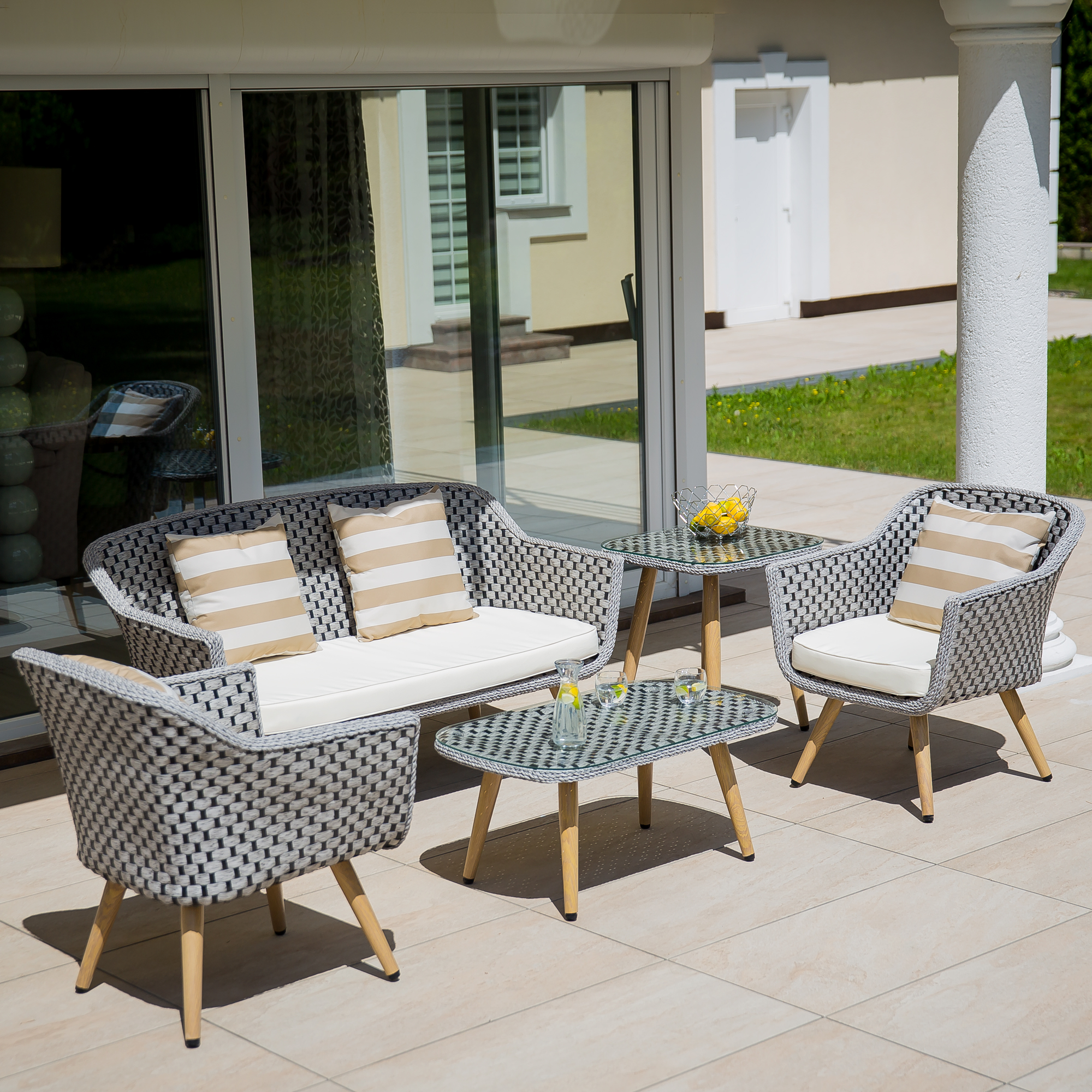 Souprava zahradního nábytku z technorattanu Mireille black&white PATIO
