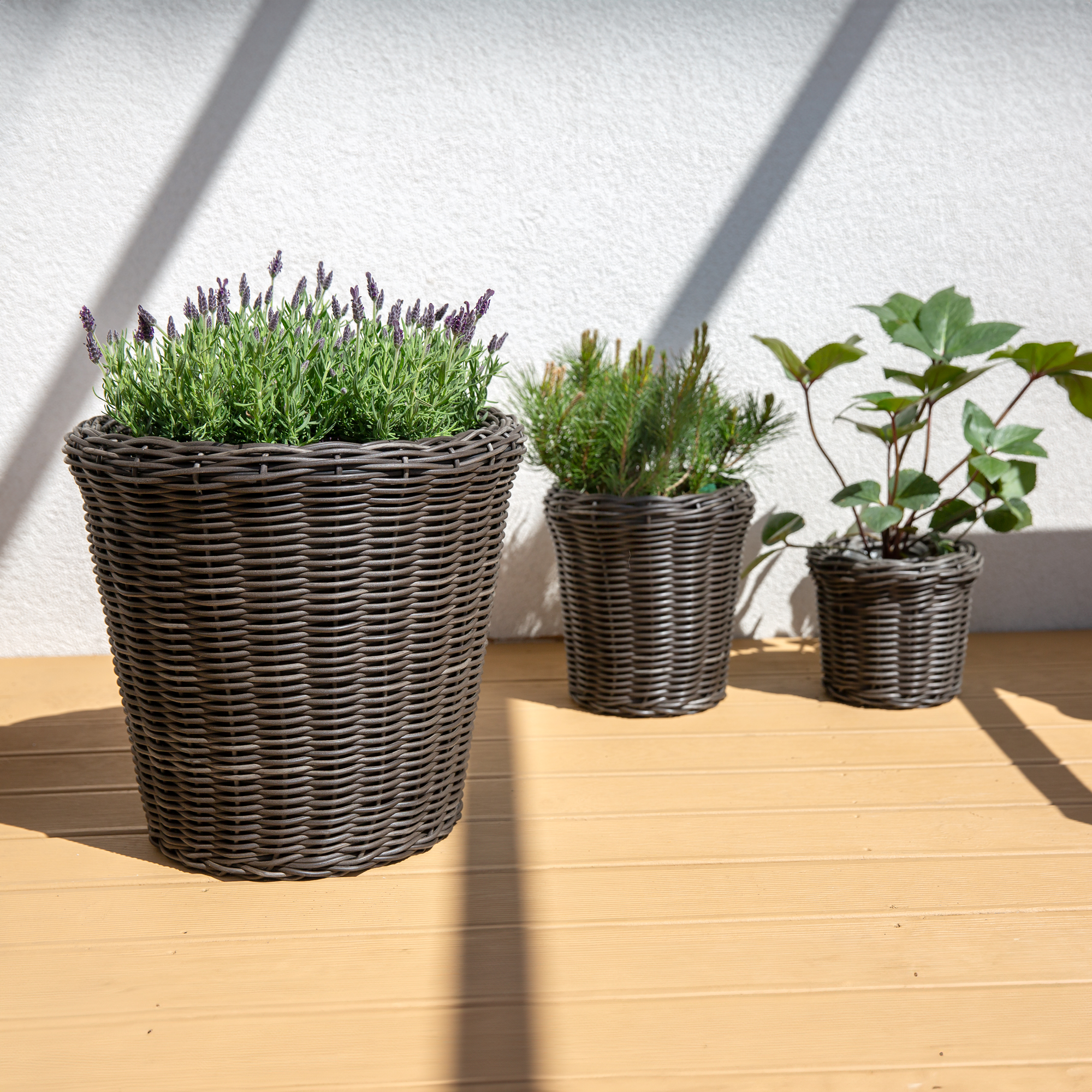 Zahradní květináč z technorattanu Gaston Brown 39,5 cm PATIO
