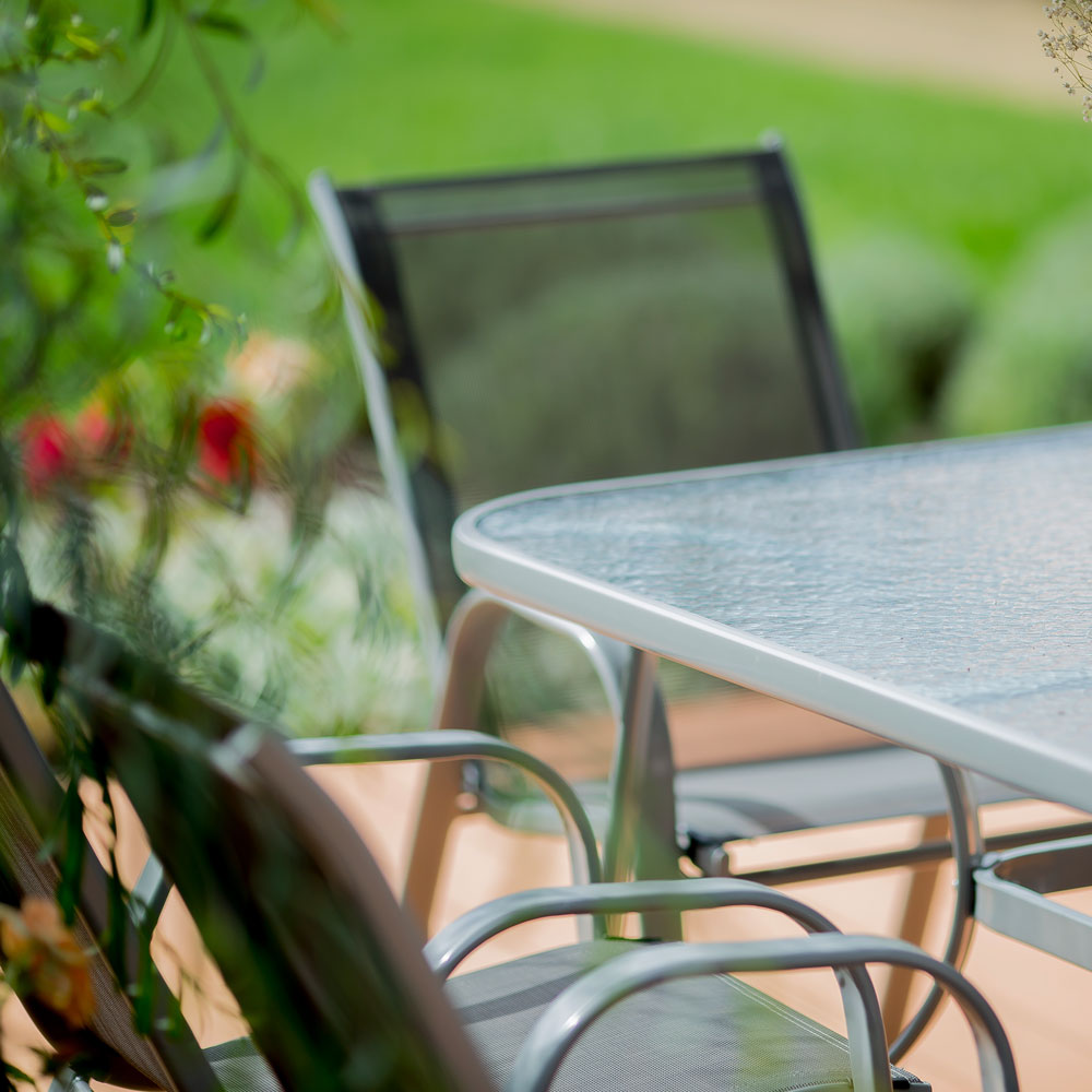 Komplet mebli ogrodowych z parasolem Evora srebrny PATIO II GAT