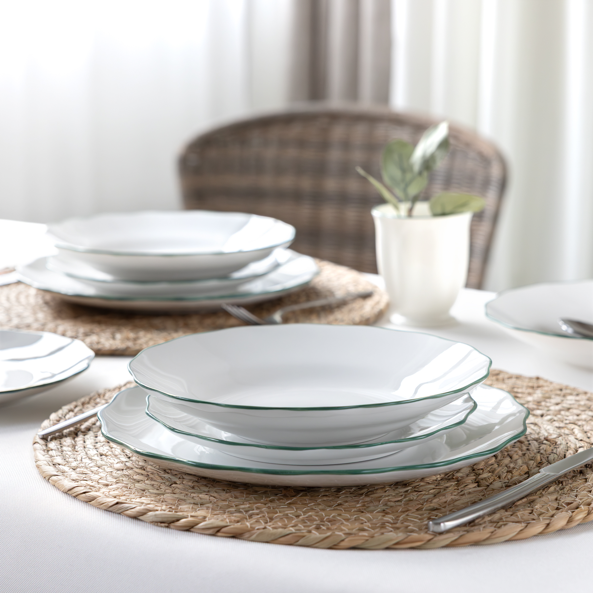 Servizio di piatti per 6 persone Verge 18-pezzi AMBITION