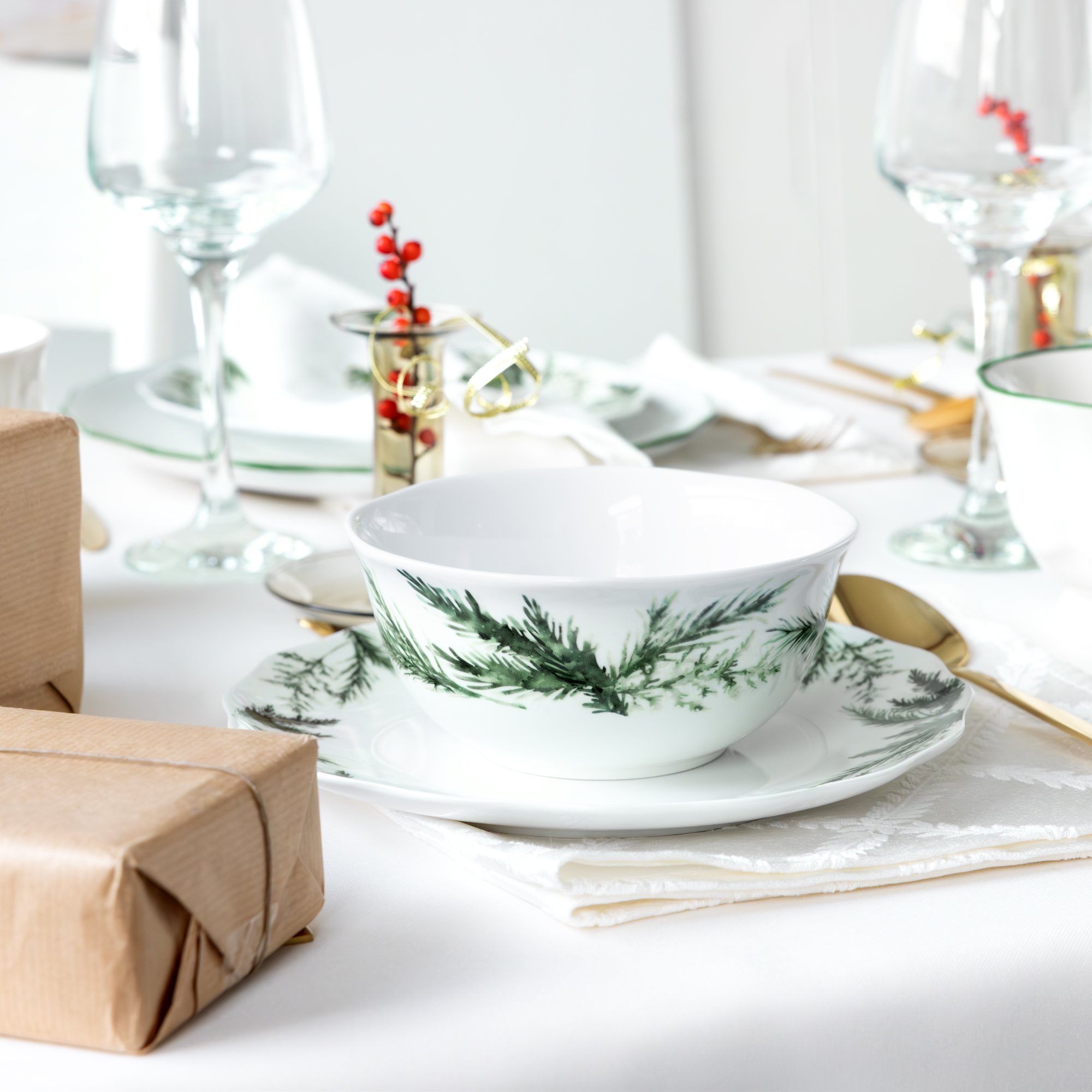 Porcelánová salátová miska Verge Pine 14 cm AMBITION