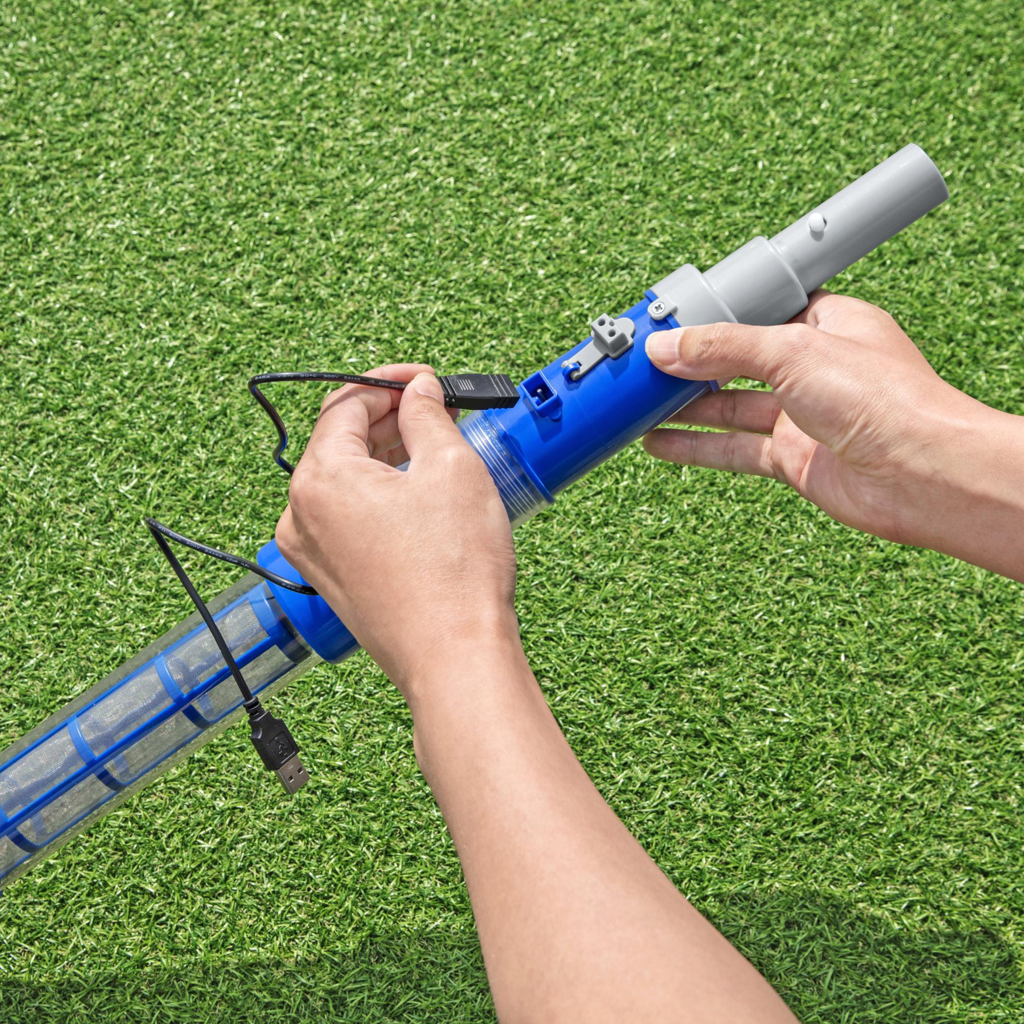 Aspirator de piscină fără fir Flowclear™ AquaSurge™ BESTWAY  