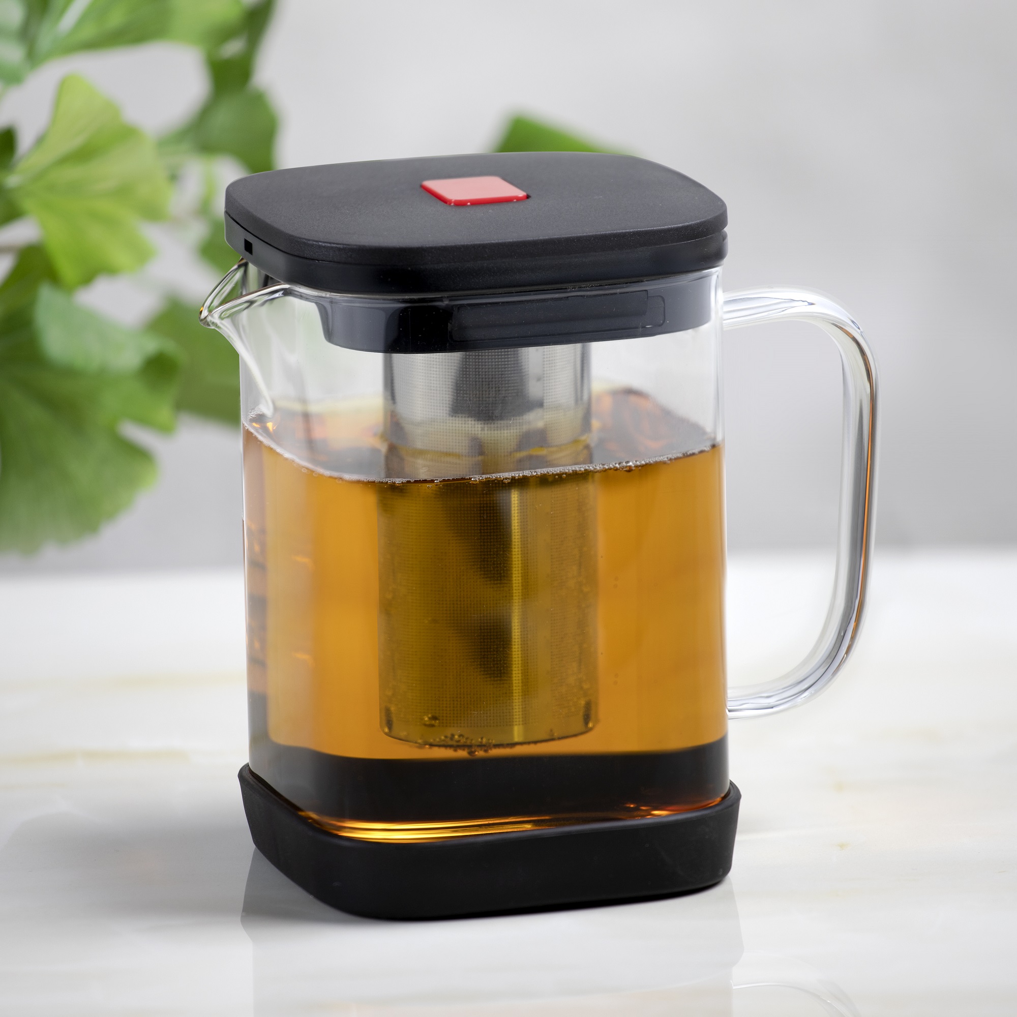Heat-resistant jug with a brewing sieve Erica 1,1 l AMBITION