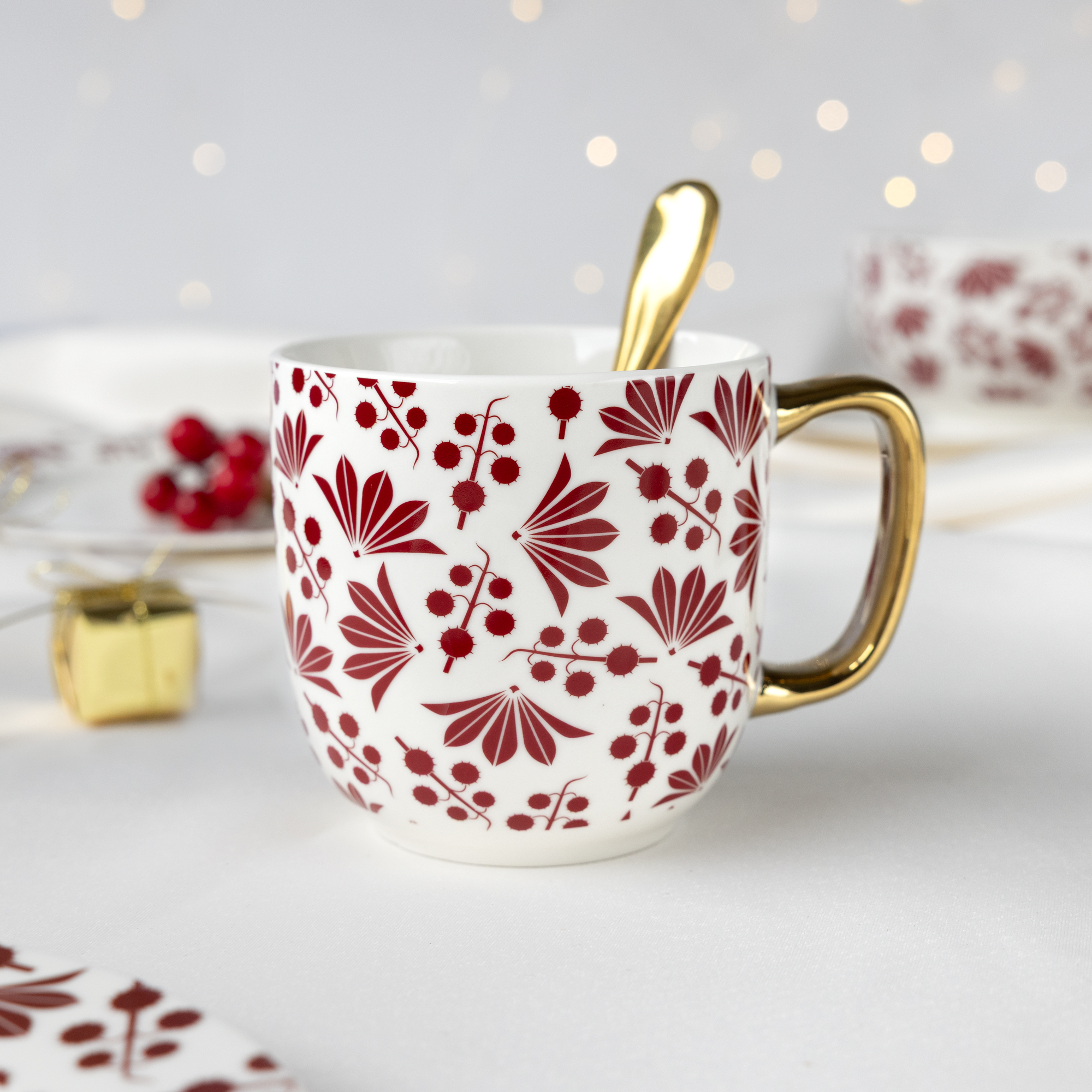 Porcelánový hrnek Rubi 390 ml AMBITION