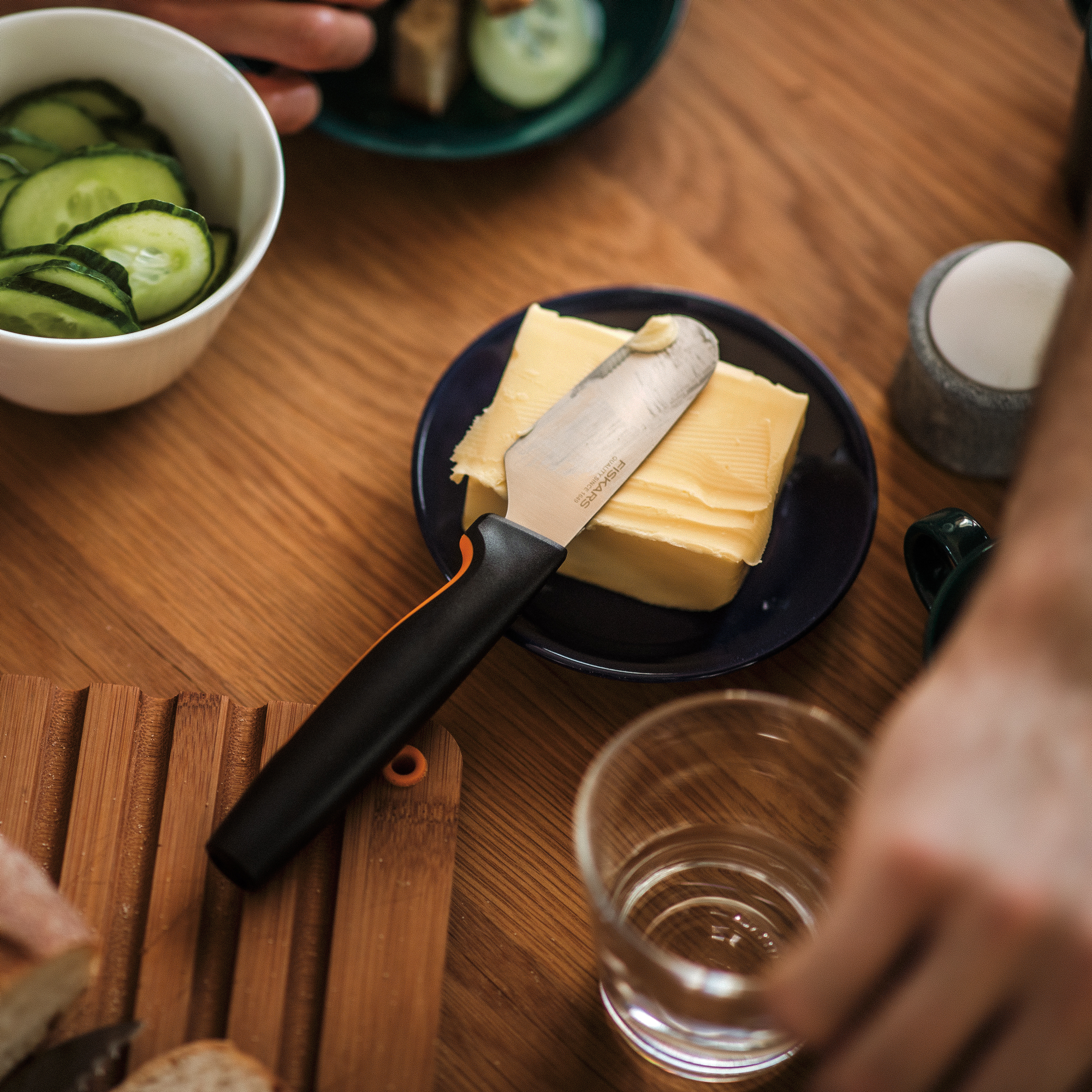 Nůž na máslo Functional Form 8 cm FISKARS