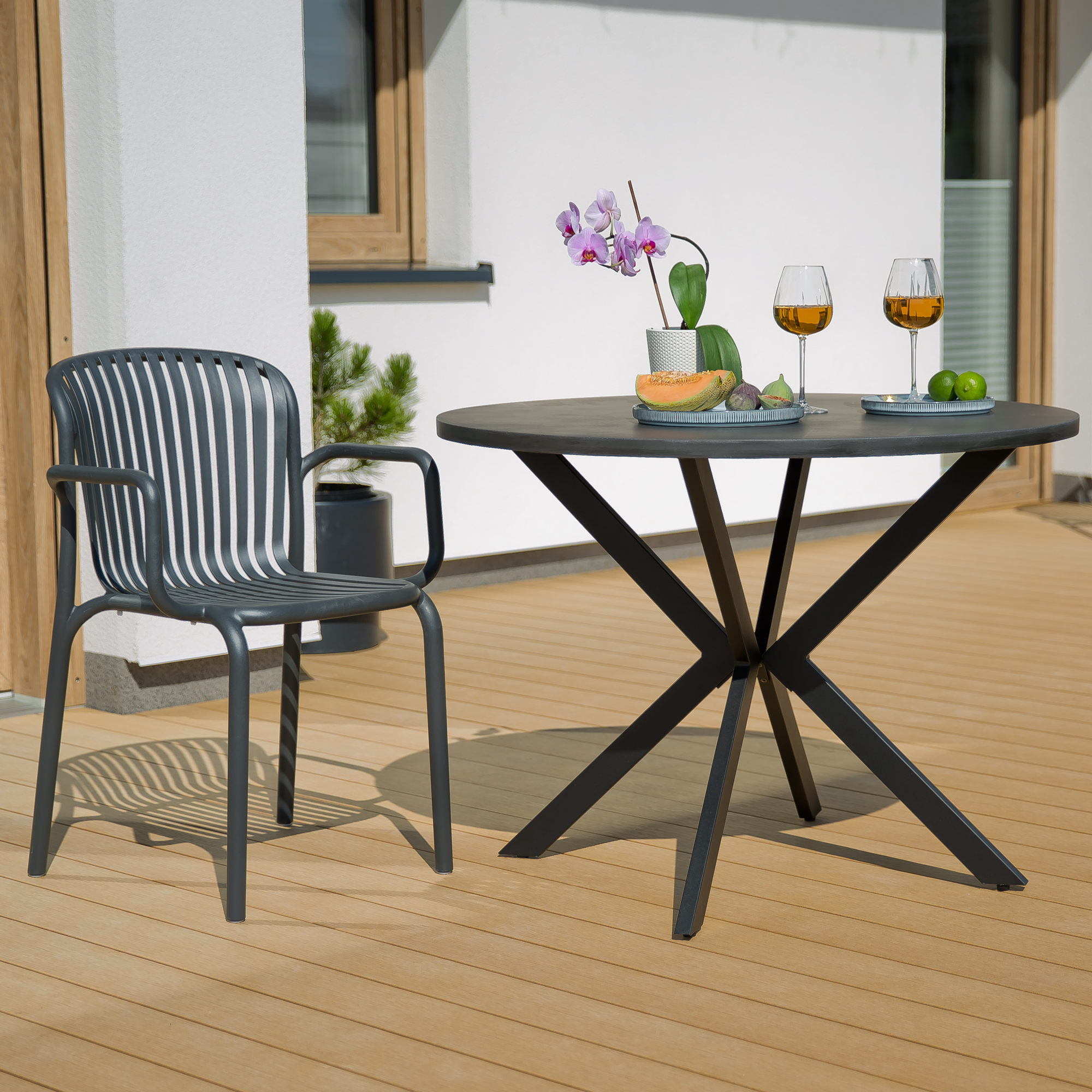 Zahradní stůl Lukka Antracit 100 cm PATIO