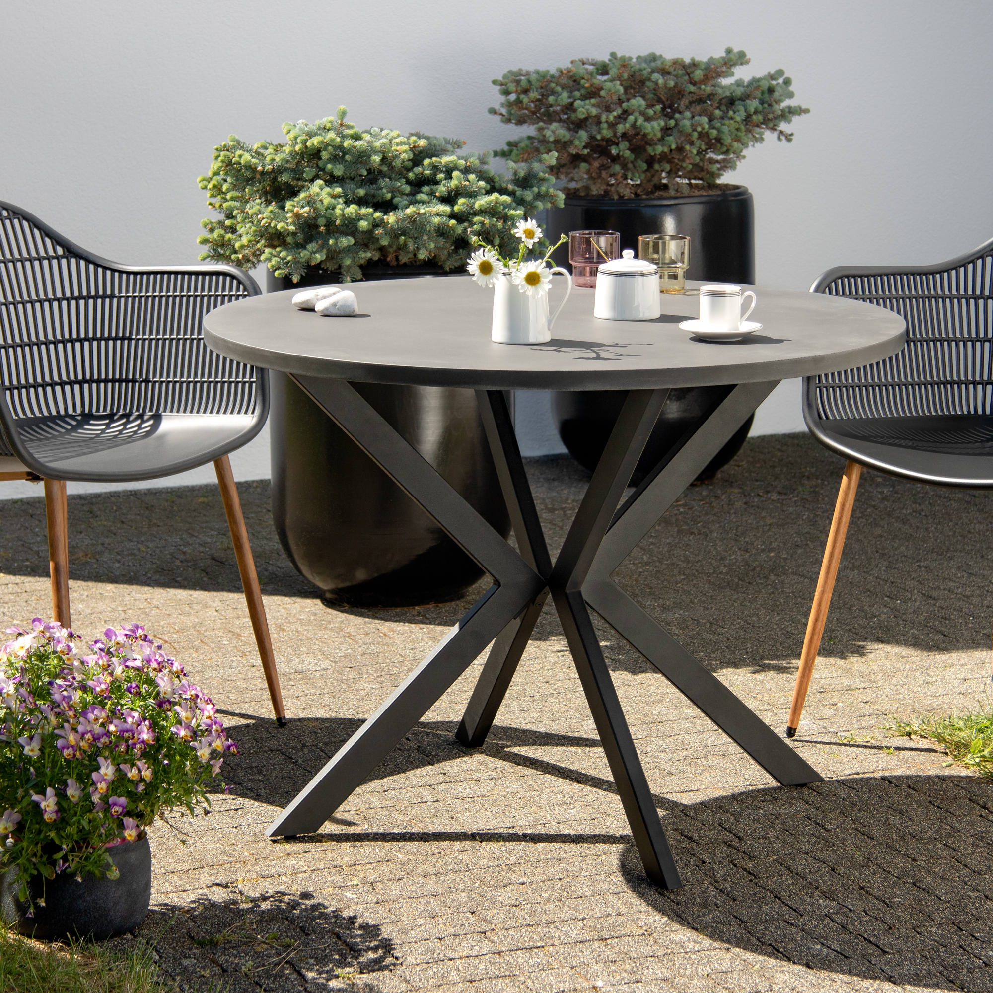 Šedý zahradní stůl Lukka 100 cm PATIO