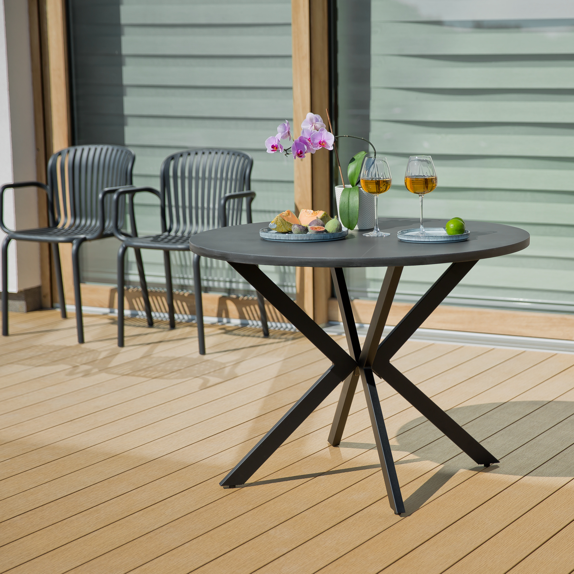 Sedia da giardino con braccioli Brene Carbon FERNE