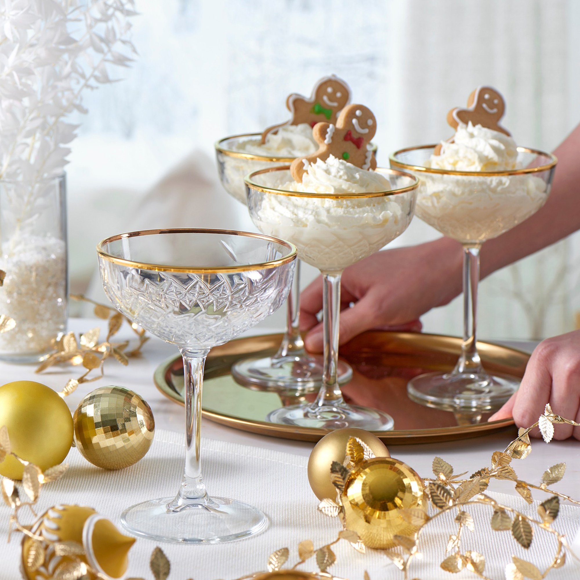Set om 4 champagneglas Coupe Timeless gold 255 ml PASABAHCE
