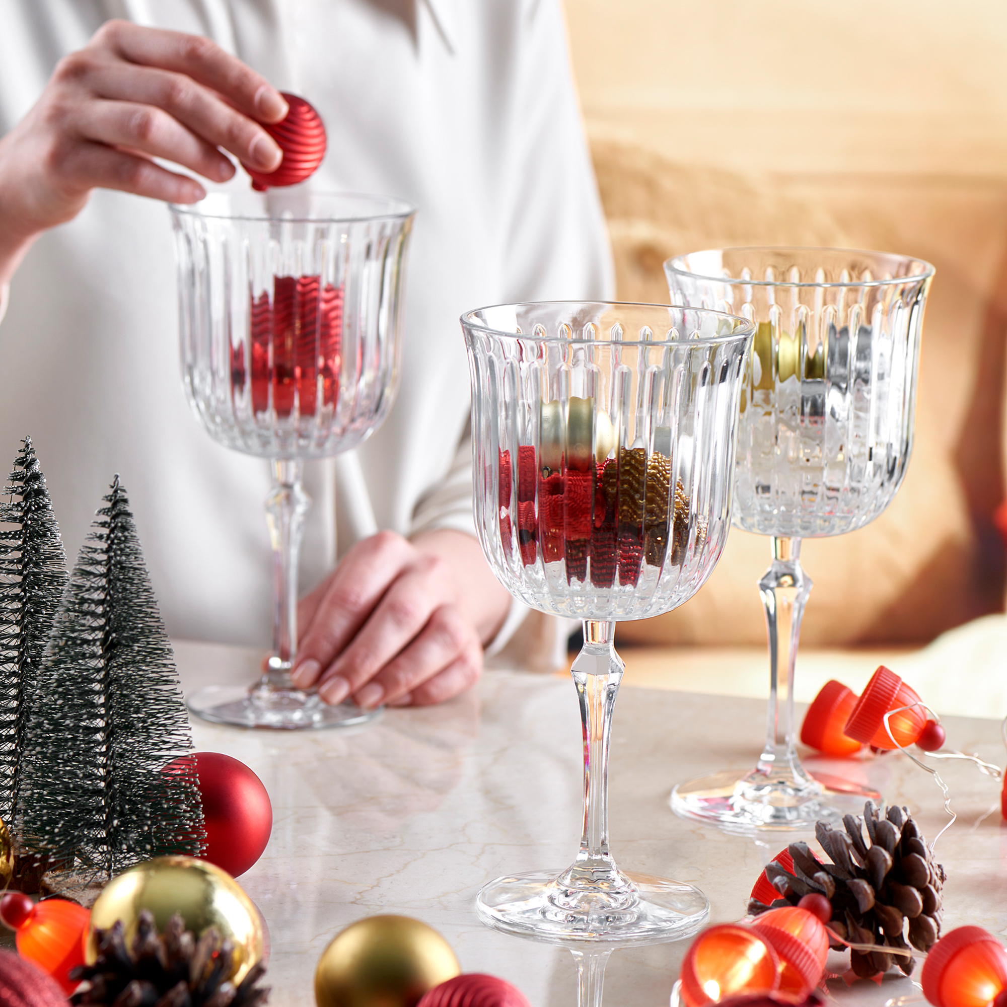 Sada 4 skleniček na víno Joy 490 ml PASABAHCE