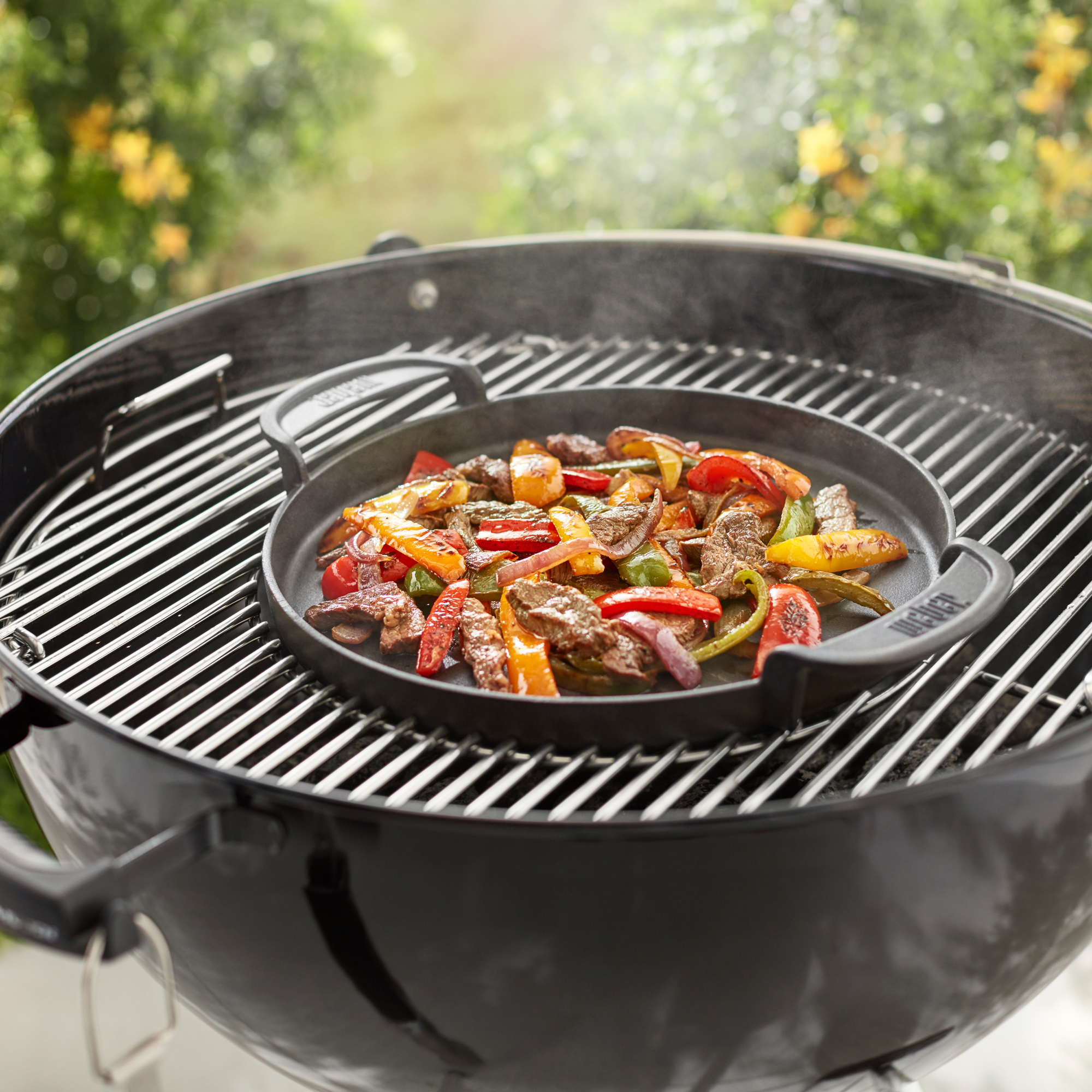 Plancha Pfanneneinsatz des Gourmet BBQ Systems WEBER 7421