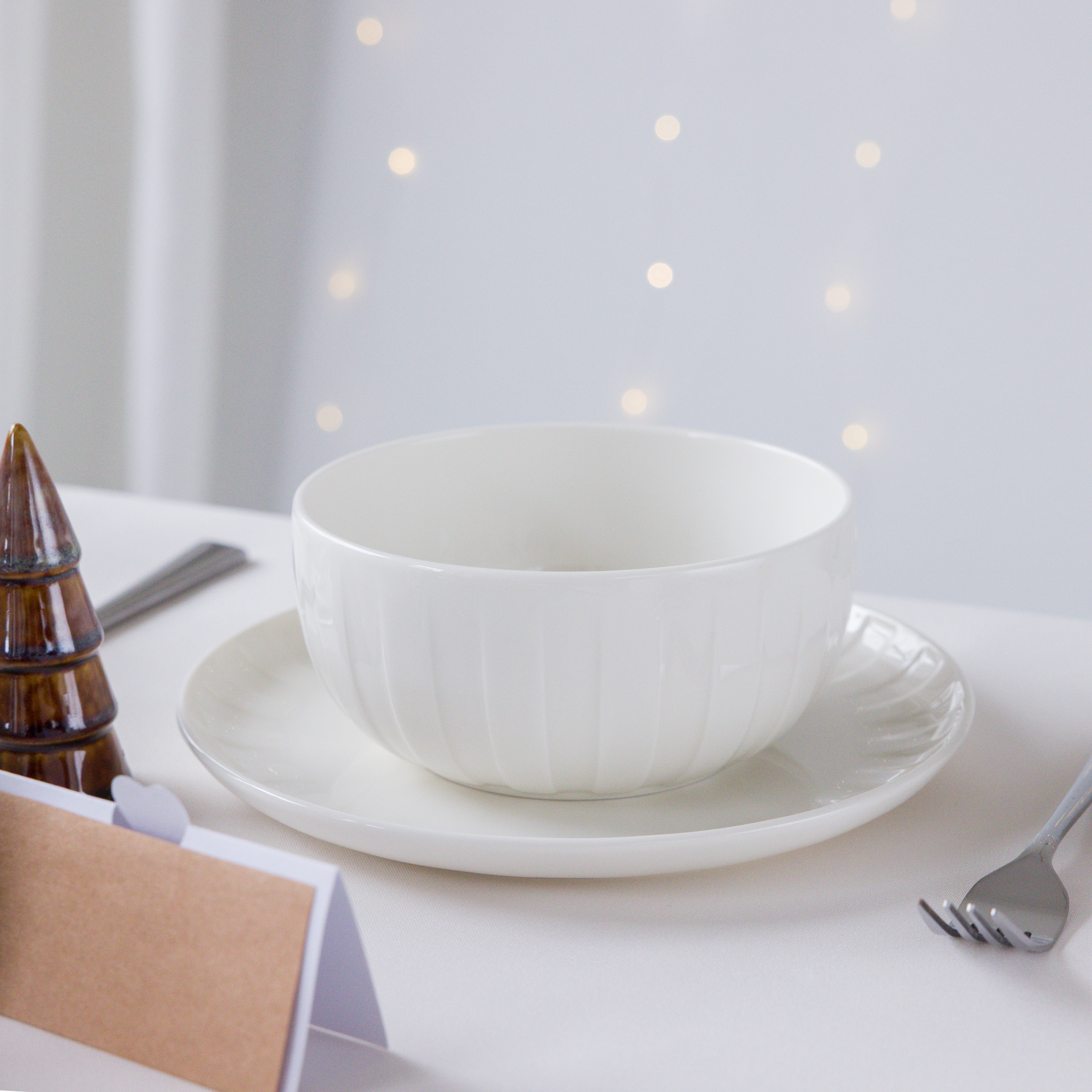 Porcelánový dezertný tanier Ligne 21 cm AMBITION