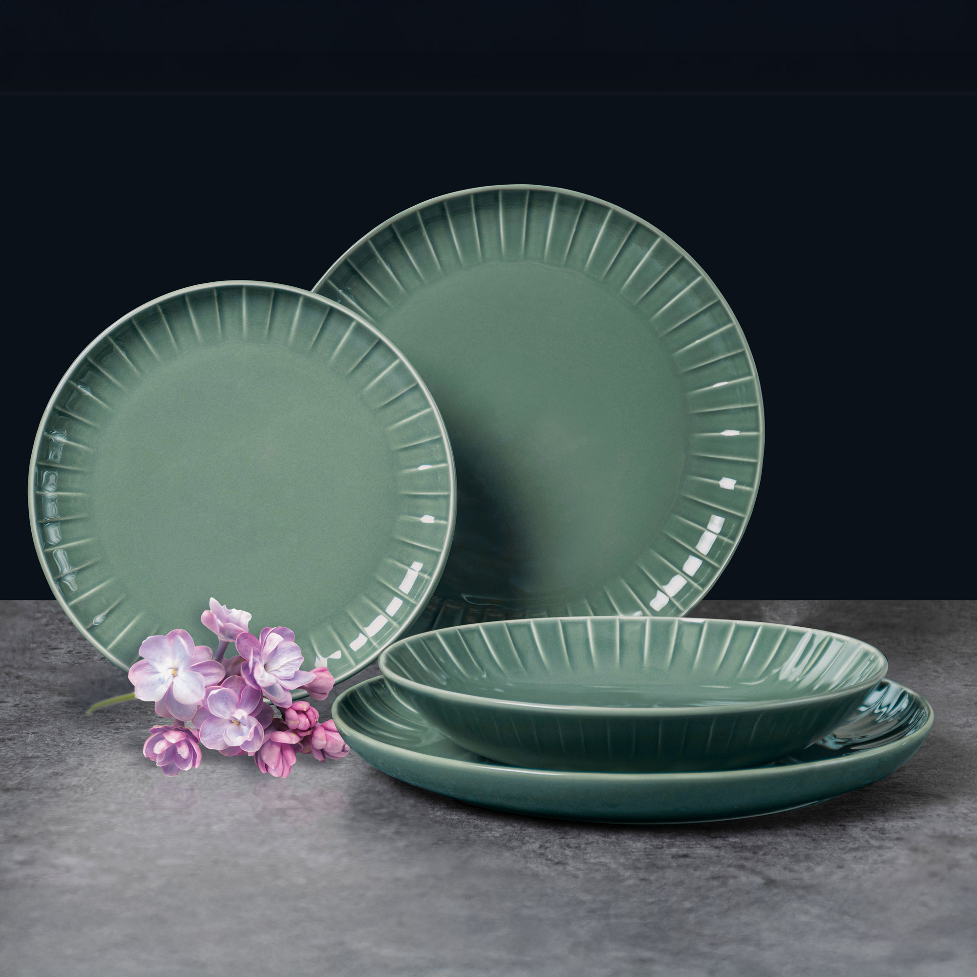 Juego de vajilla para 6 personas Ligne verde 48 piezas AMBITION