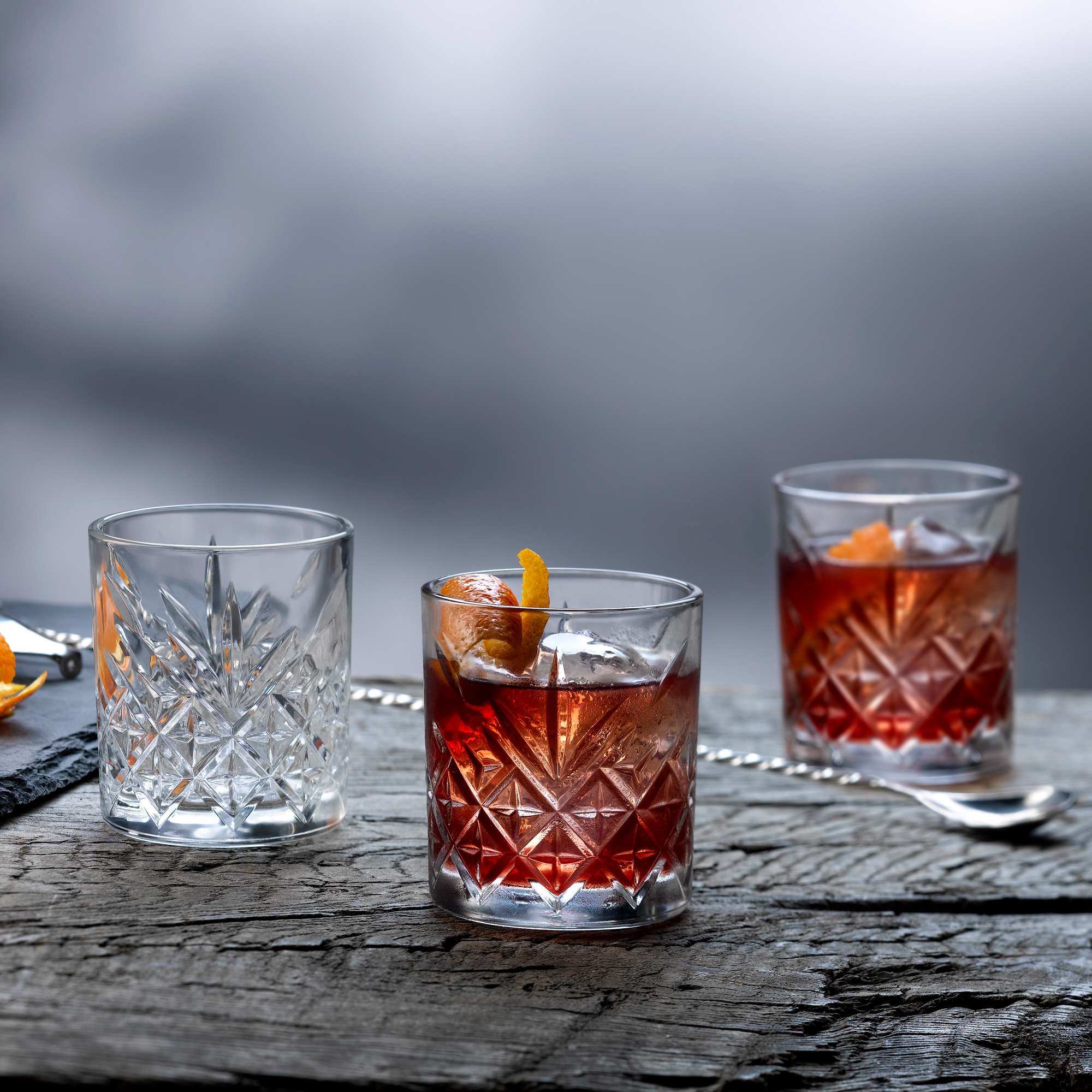 Szklanka do whisky 345 ml Timeless PASABAHCE