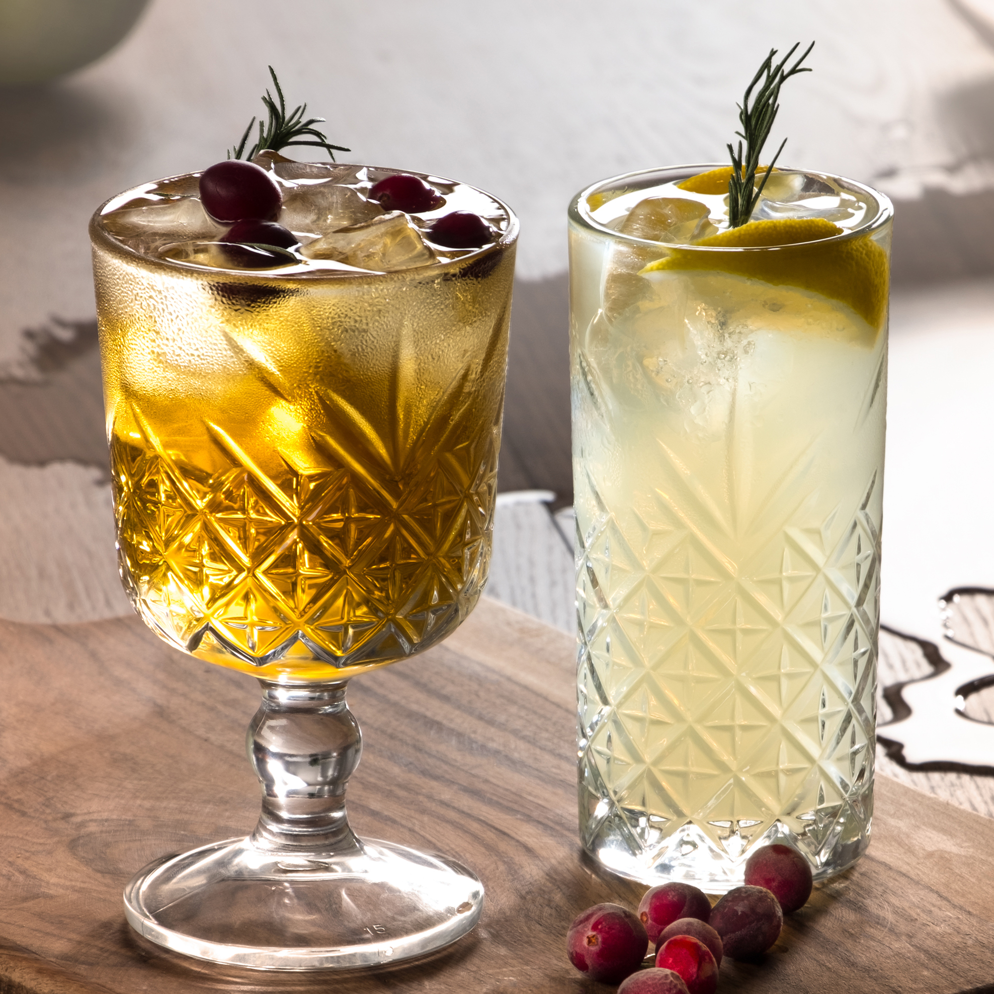 Set med 4 höga glas Timeless 365 ml PASABAHCE
