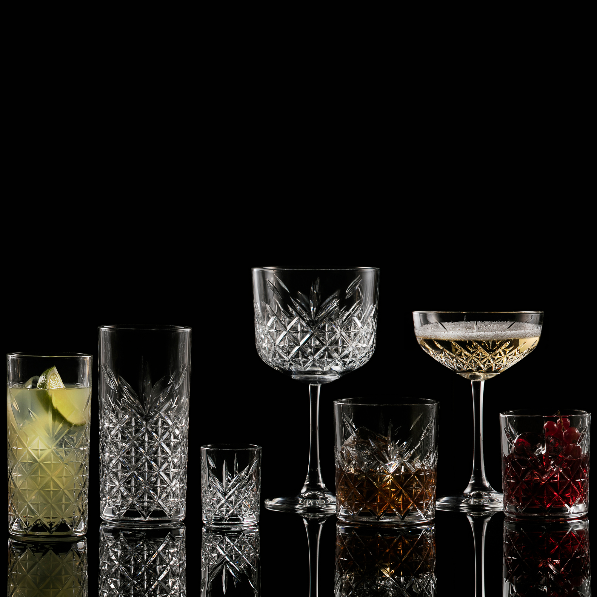  Sada 4 pohárov na šampanské Timeless 255 ml PASABAHCE