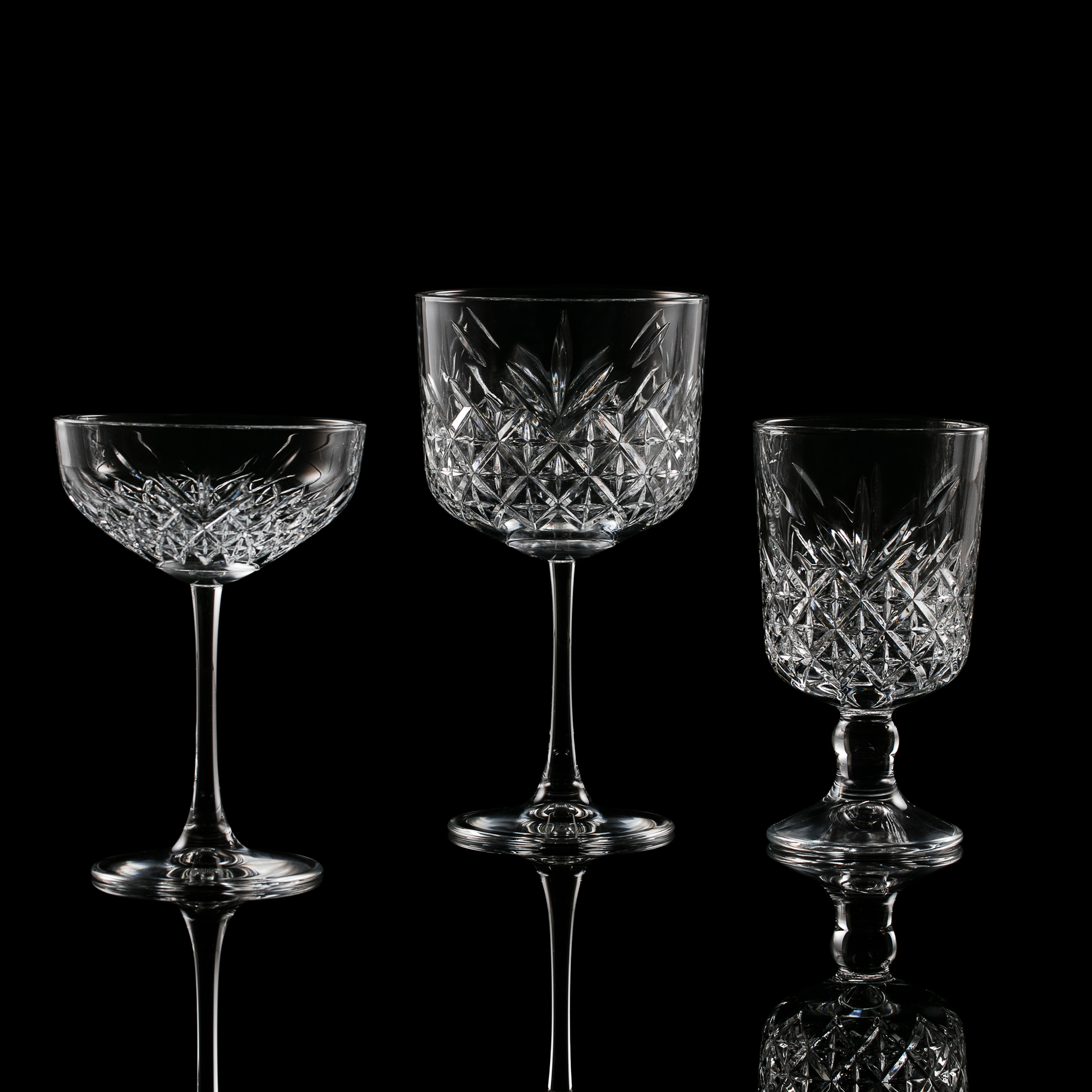  Sada 4 pohárov na šampanské Timeless 255 ml PASABAHCE