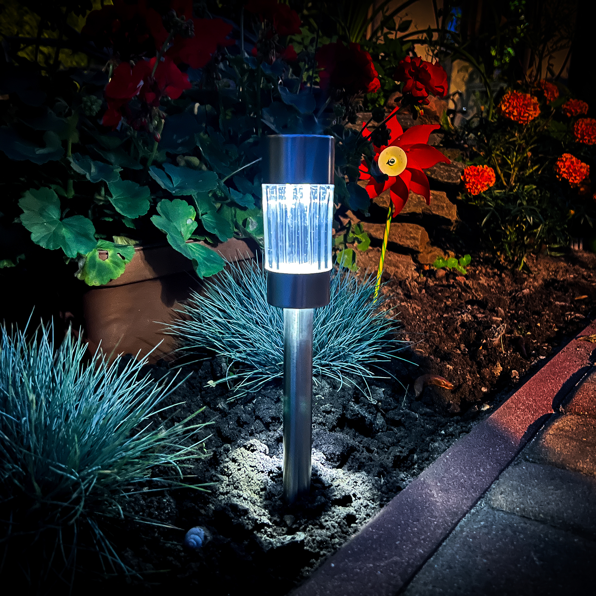 Ocelová solární lampa do země 5 cm PATIO