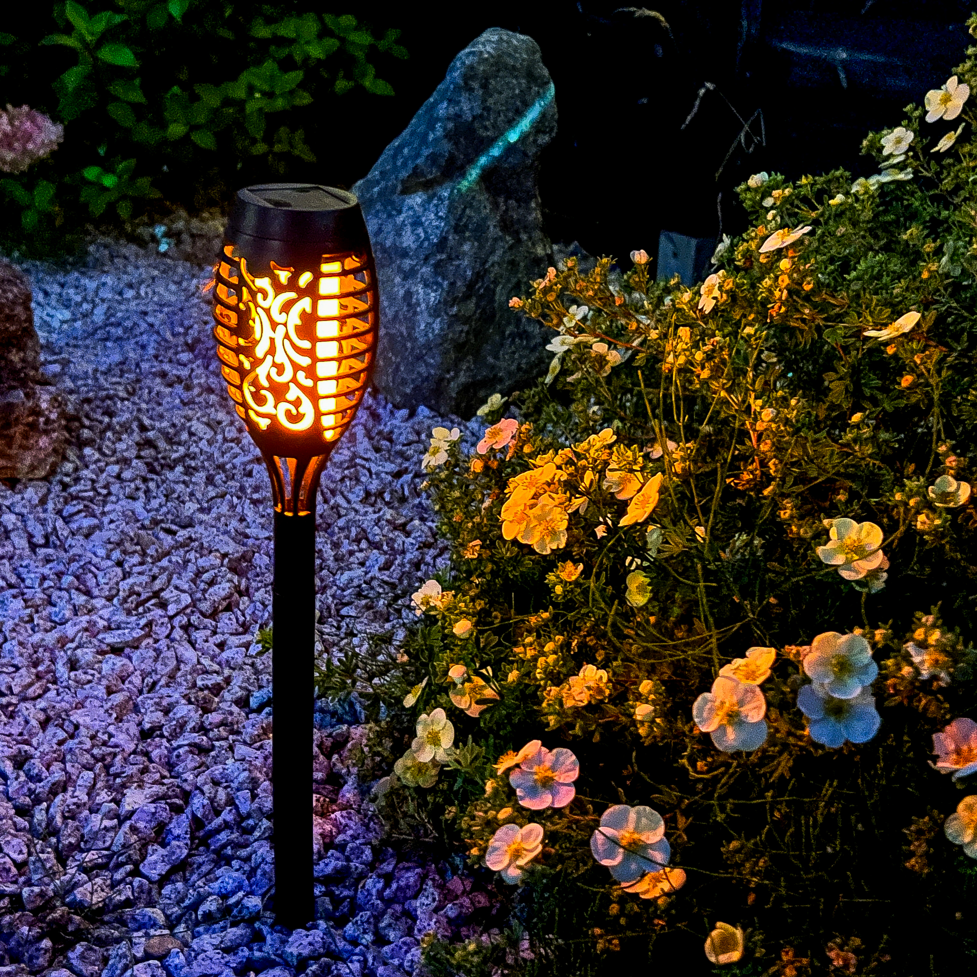 Černá solární lampa do země Flame 7,5 cm PATIO