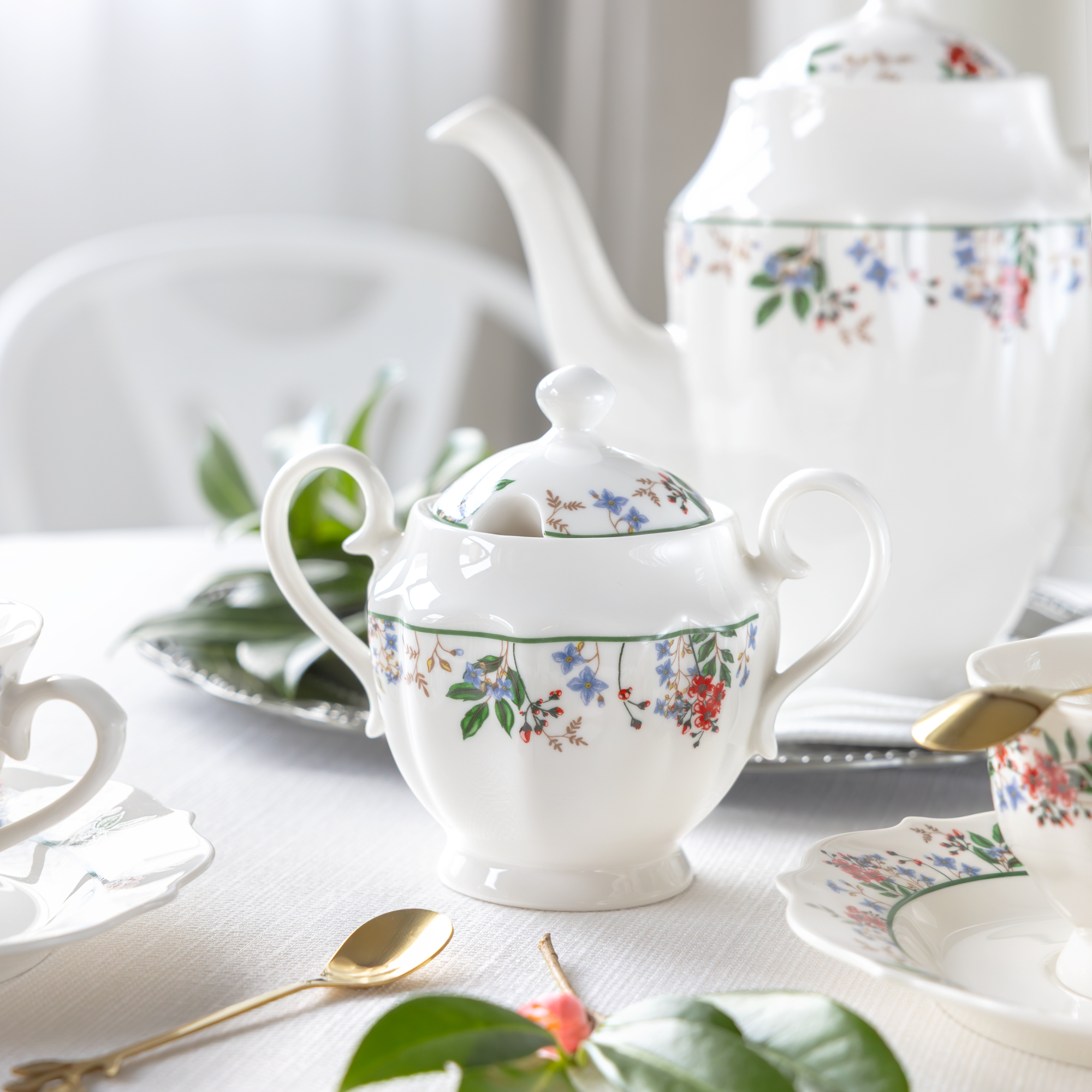 Porcelánová cukornička s vekom Rosalia 380 ml AMBITION