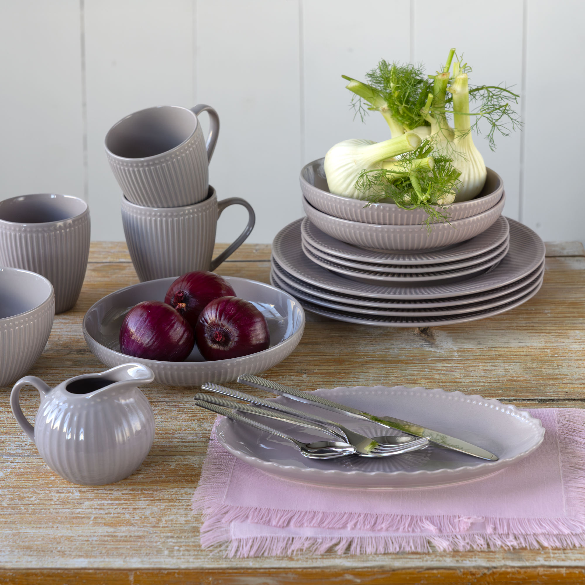 Servizio di piattti per 6 persone Curly grigio 41-pezzi AMBITION