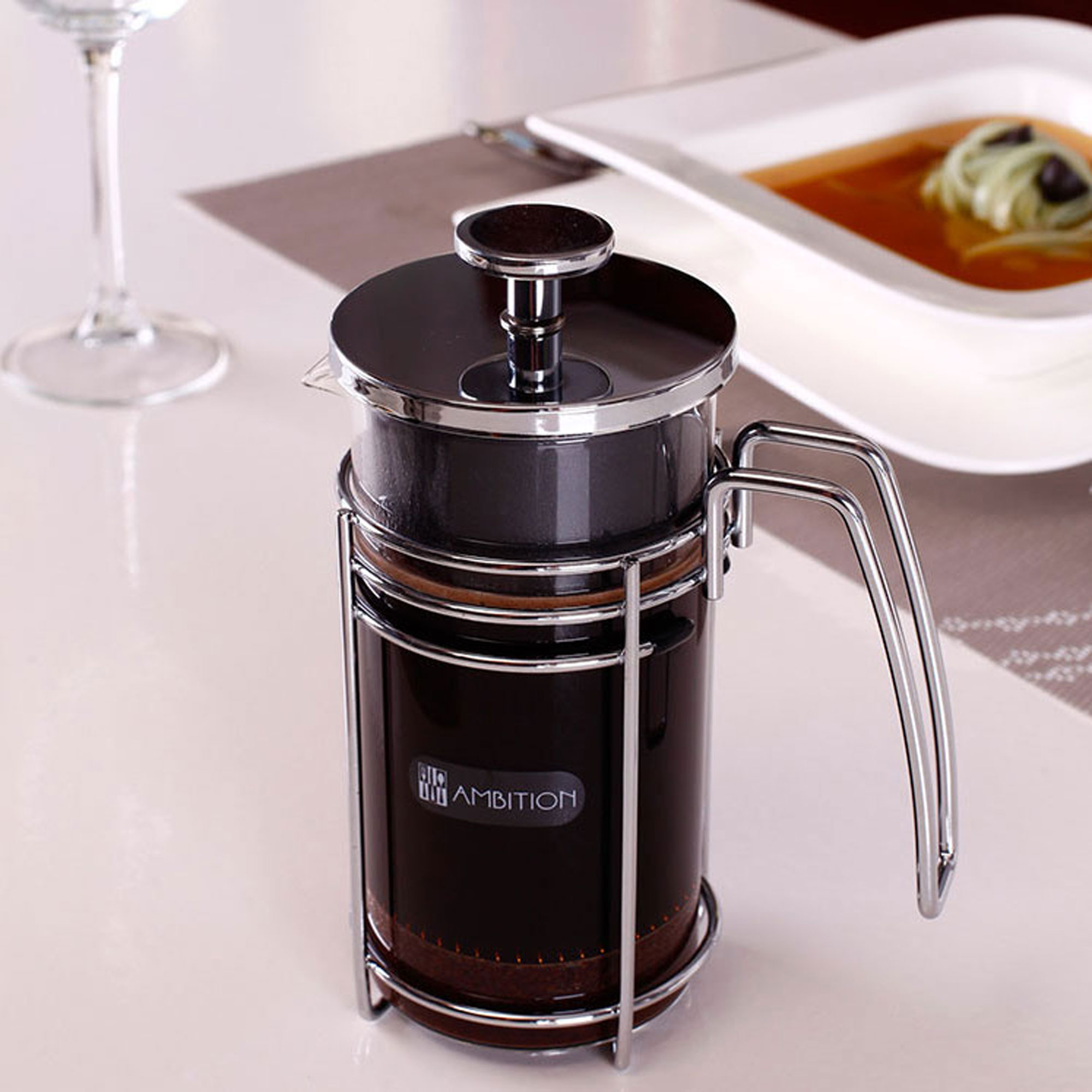 Kaffeezubereiter Aroma mit Metallgriff 600 ml AMBITION