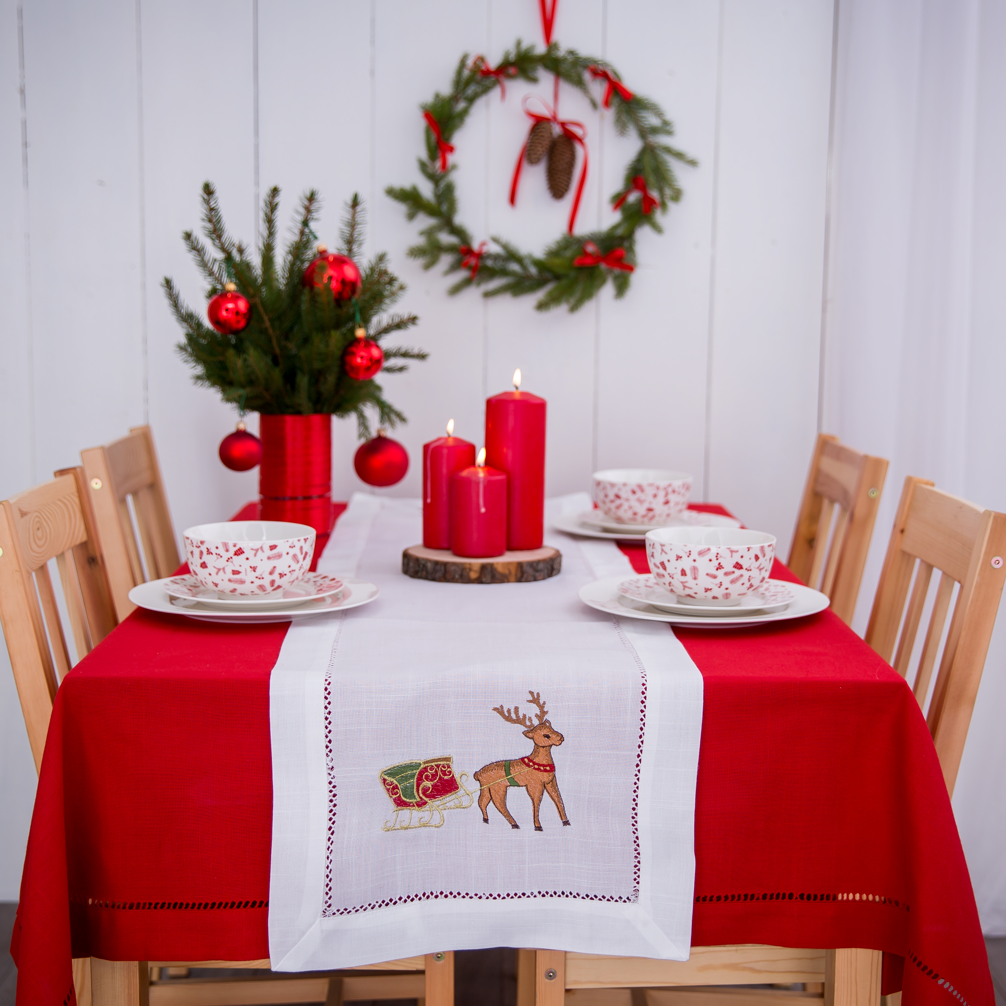 Salaterka Pine 13 cm red AMBITION