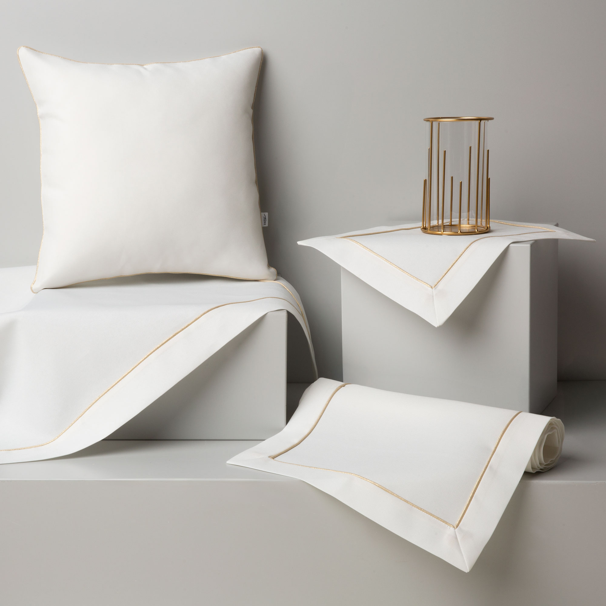 Obrus ​​z polyesteru Gold Line 130 x 160 cm MY HOME