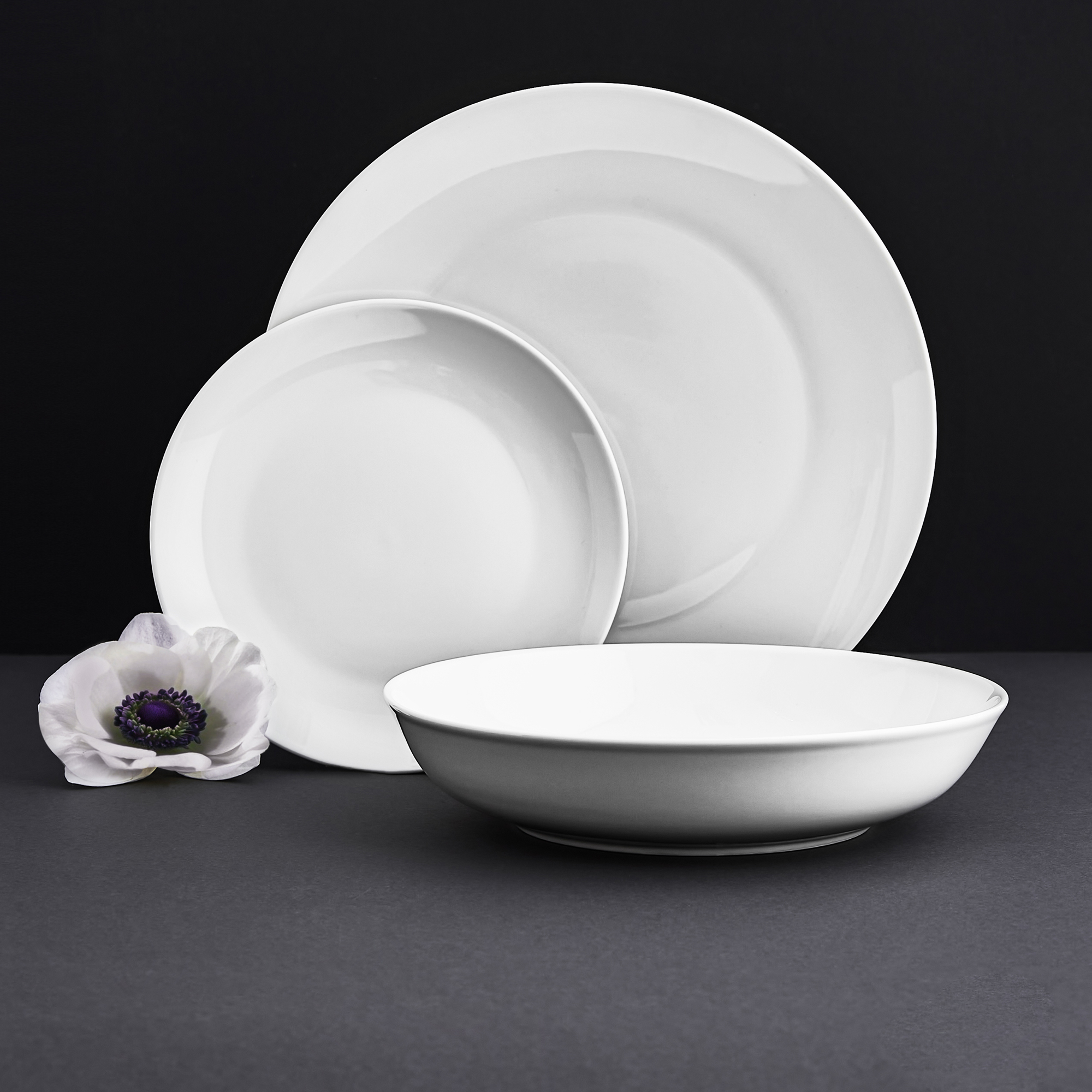 Porcelánový hluboký talíř Bona 22,5 cm AMBITION