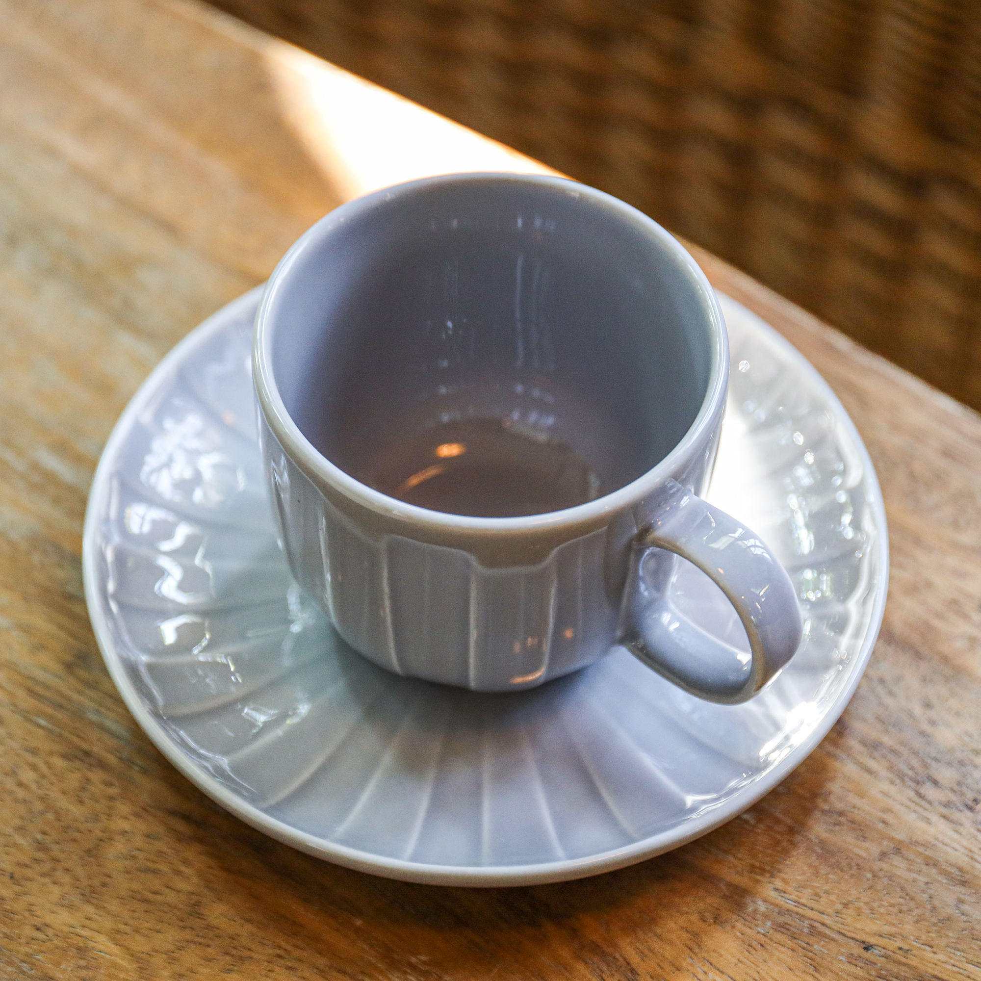 Juego de vajilla para 6 personas Ligne gris 48 piezas AMBITION