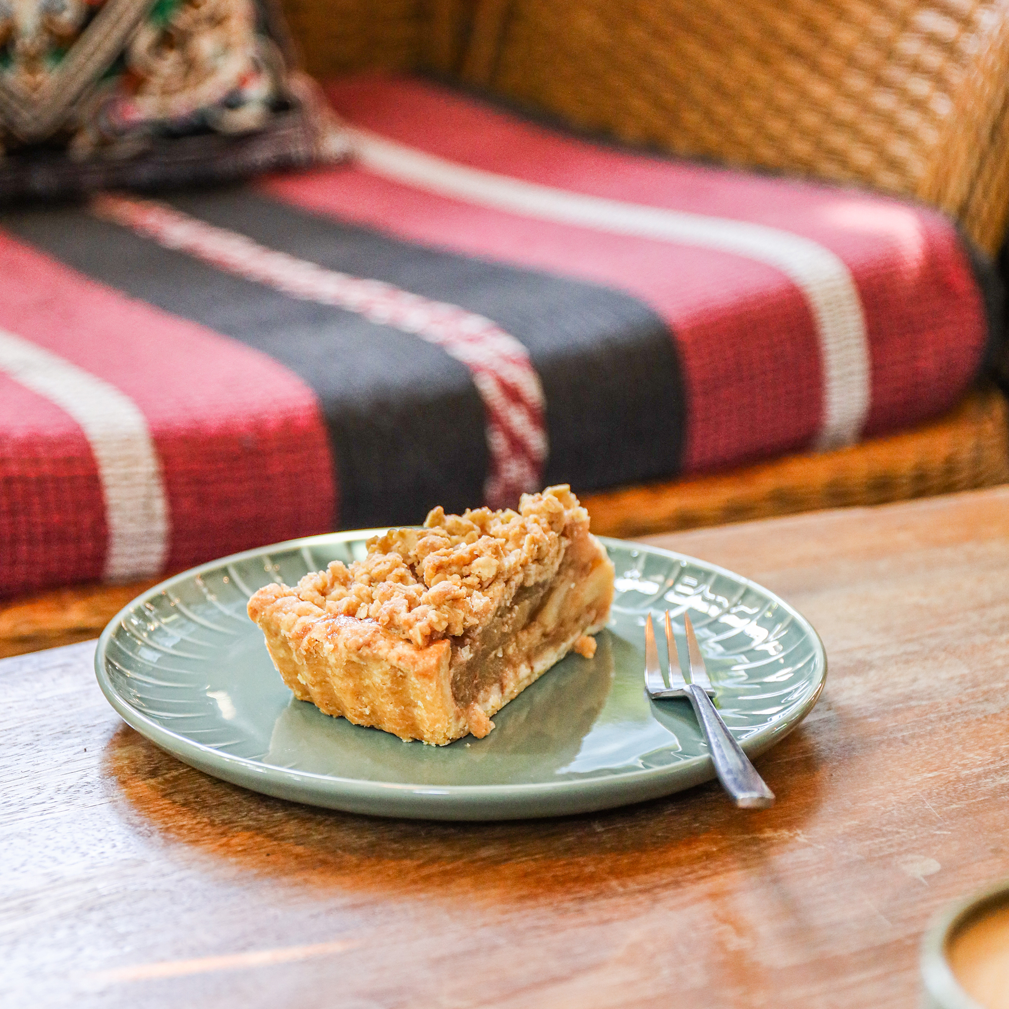 Juego de vajilla para 6 personas Ligne verde 48 piezas AMBITION