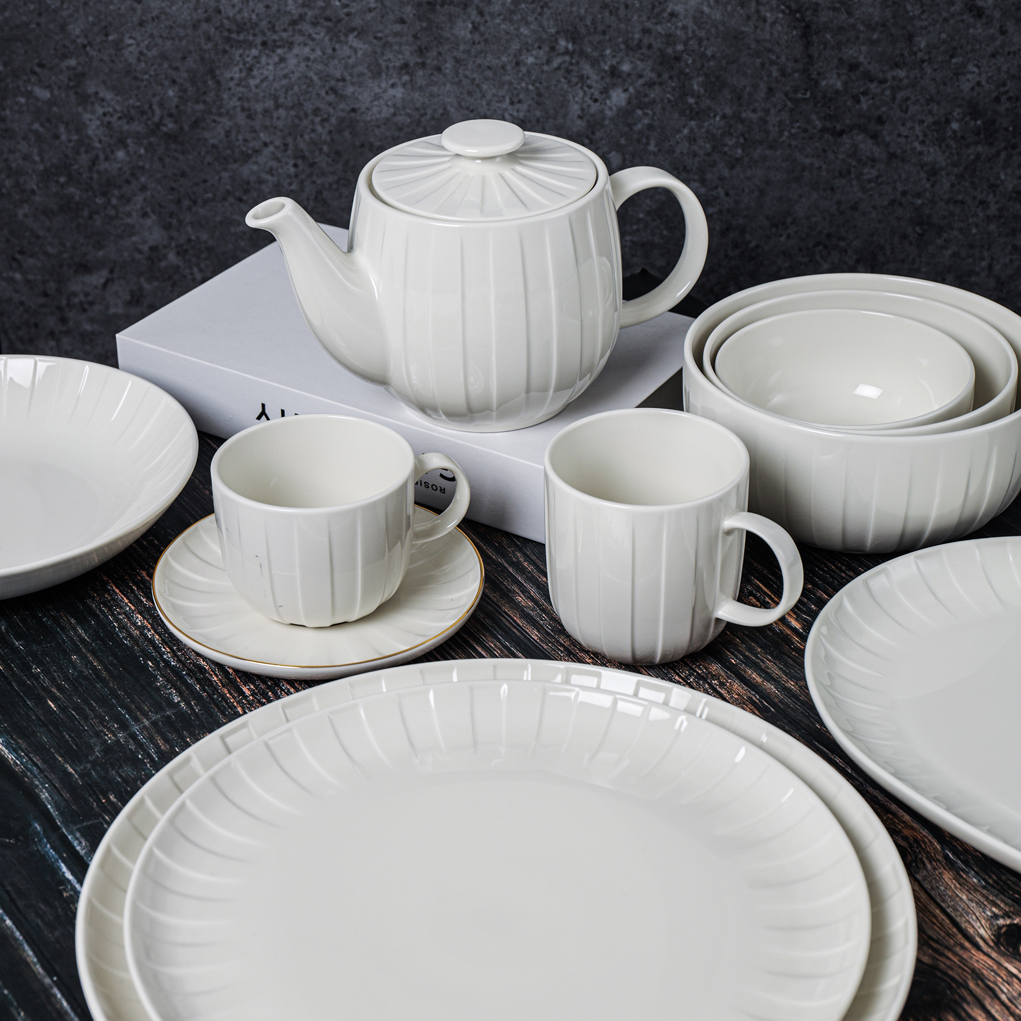 Juego de vajilla para 6 personas Ligne blanco 48 piezas AMBITION