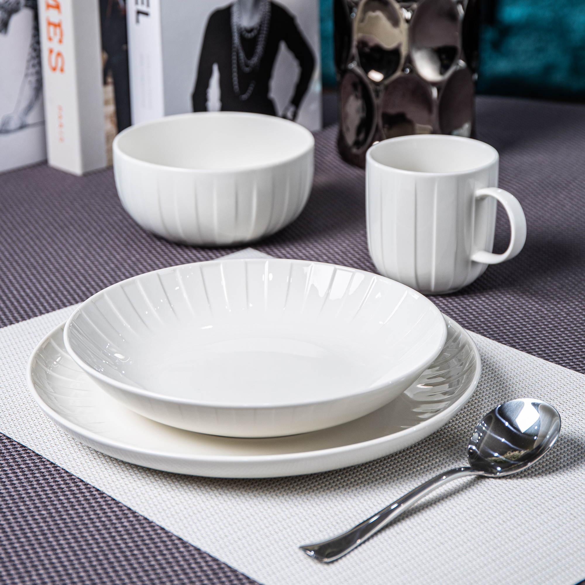 Juego de vajilla para 6 personas Ligne blanco 48 piezas AMBITION