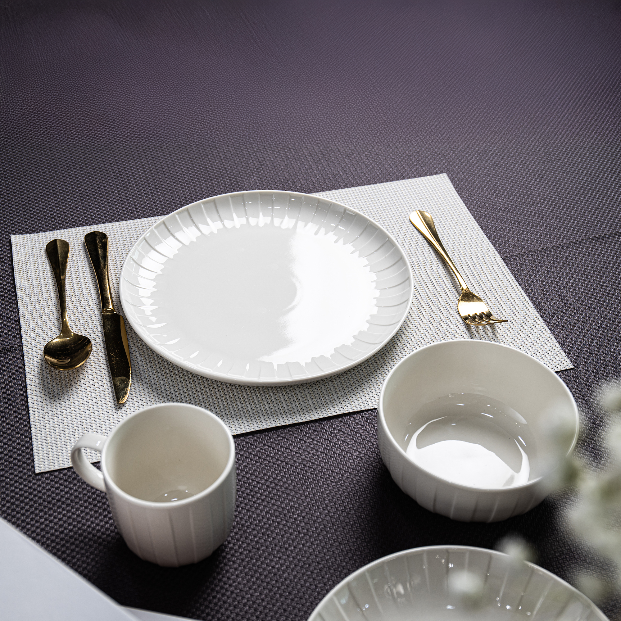 Juego de vajilla para 6 personas Ligne blanco 48 piezas AMBITION