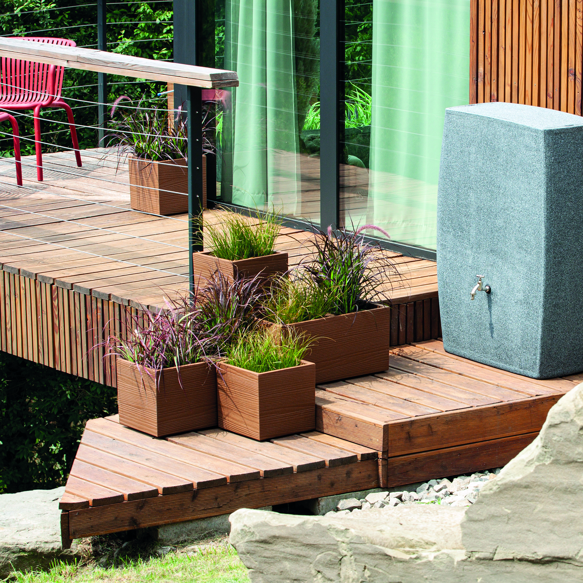 Hnědý plastový květináč s vložkou na kolečkách Madera Square ECO Wood 38,5 x 38,5 x 37 cm PROSPERPLAST