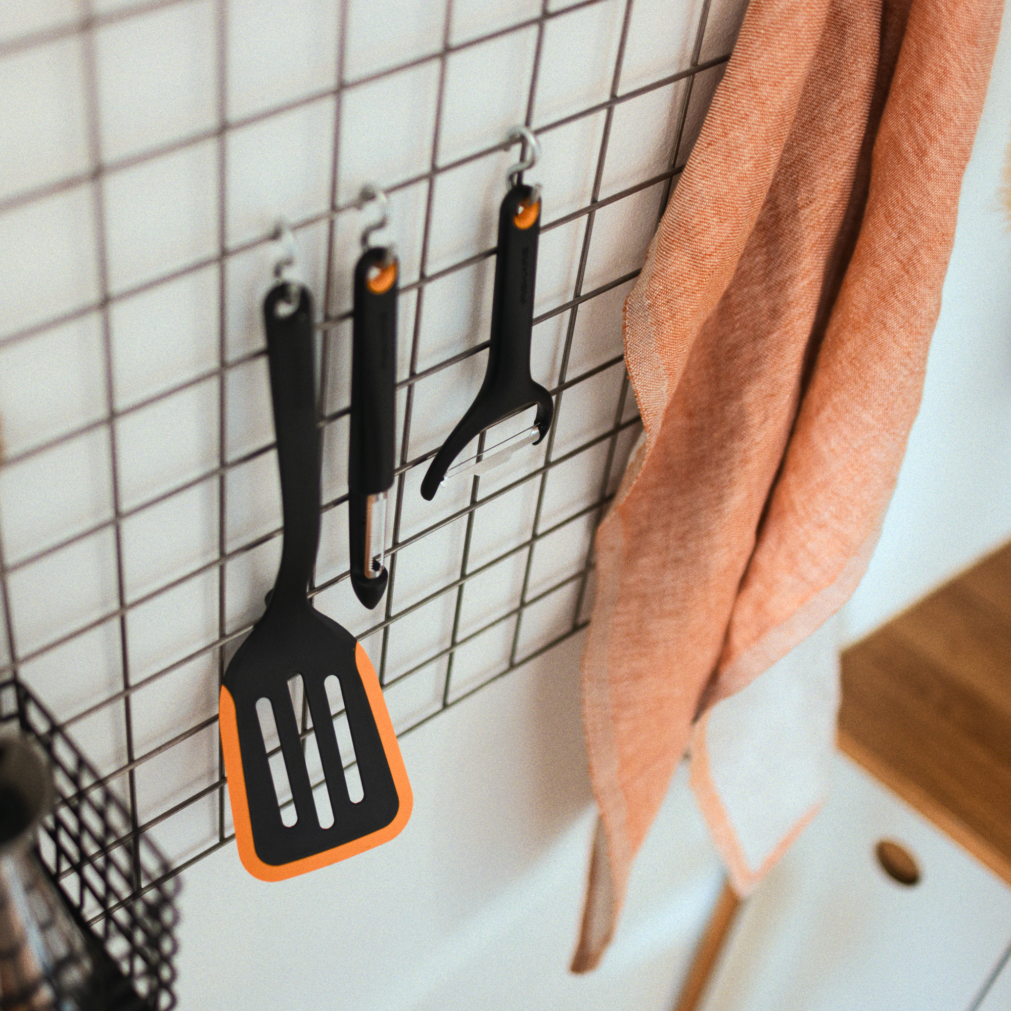 Gemüseschäler 15 cm Functional Form FISKARS