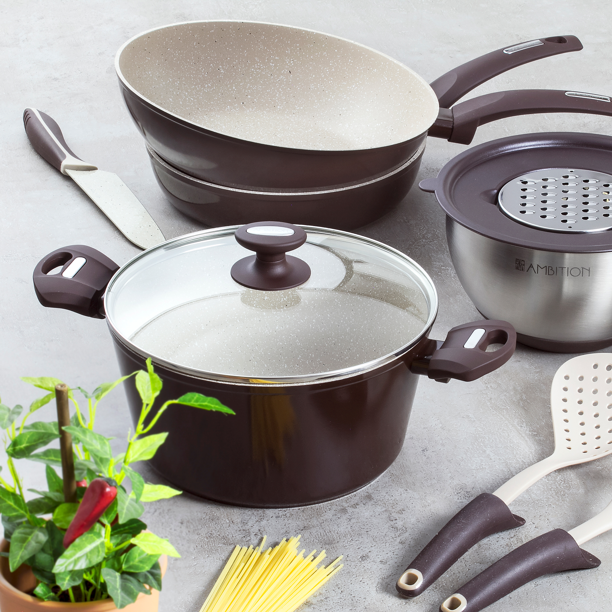 Garnek z pokrywką 24 cm Brown Stone AMBITION