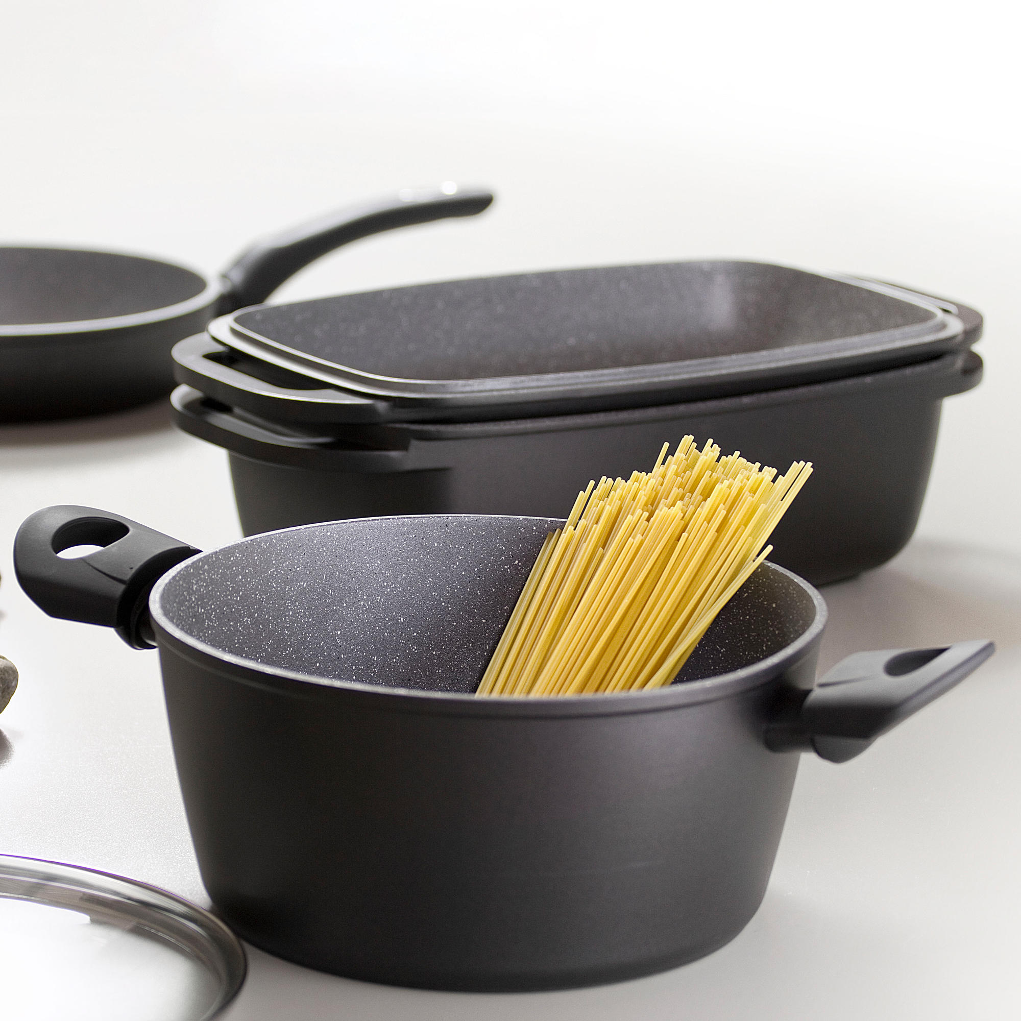 Garnek Granite 28 cm AMBITION