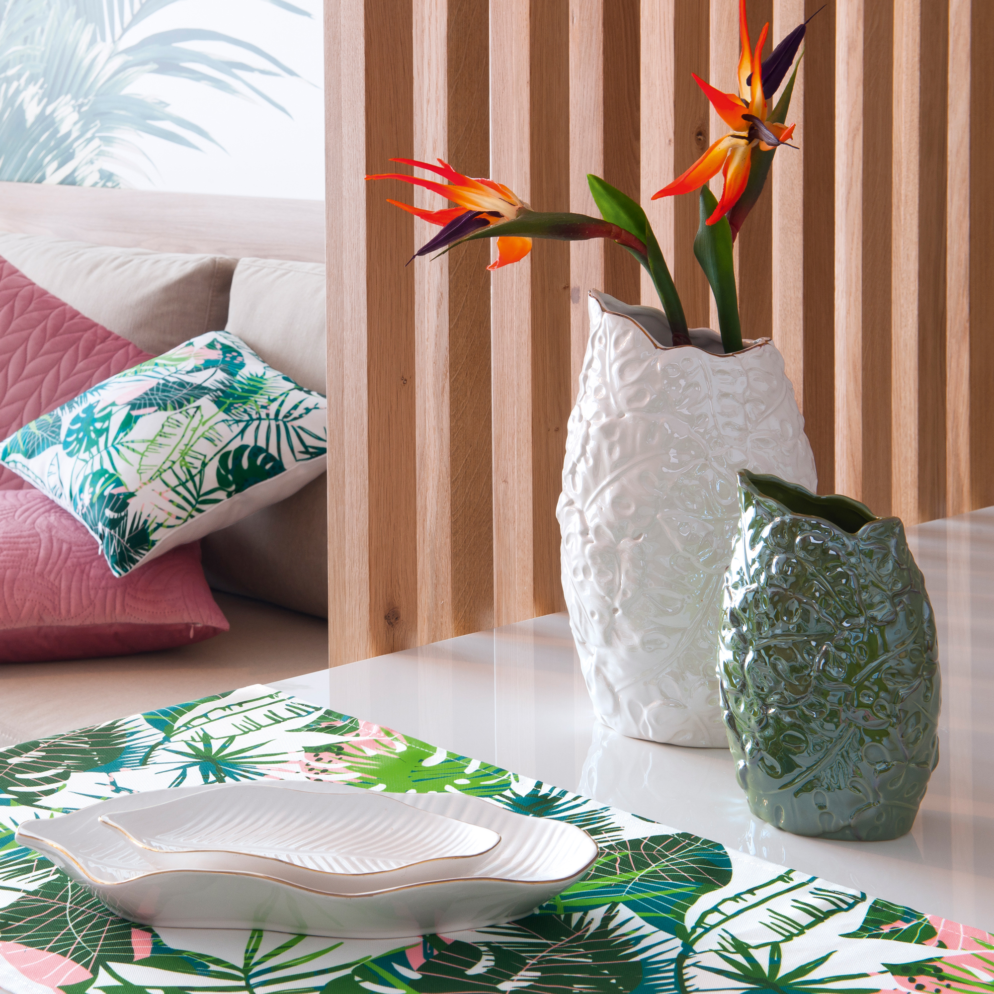 Vază decorativă Tropical 17,4 X 13,4 X 30 cm alb MY HOME