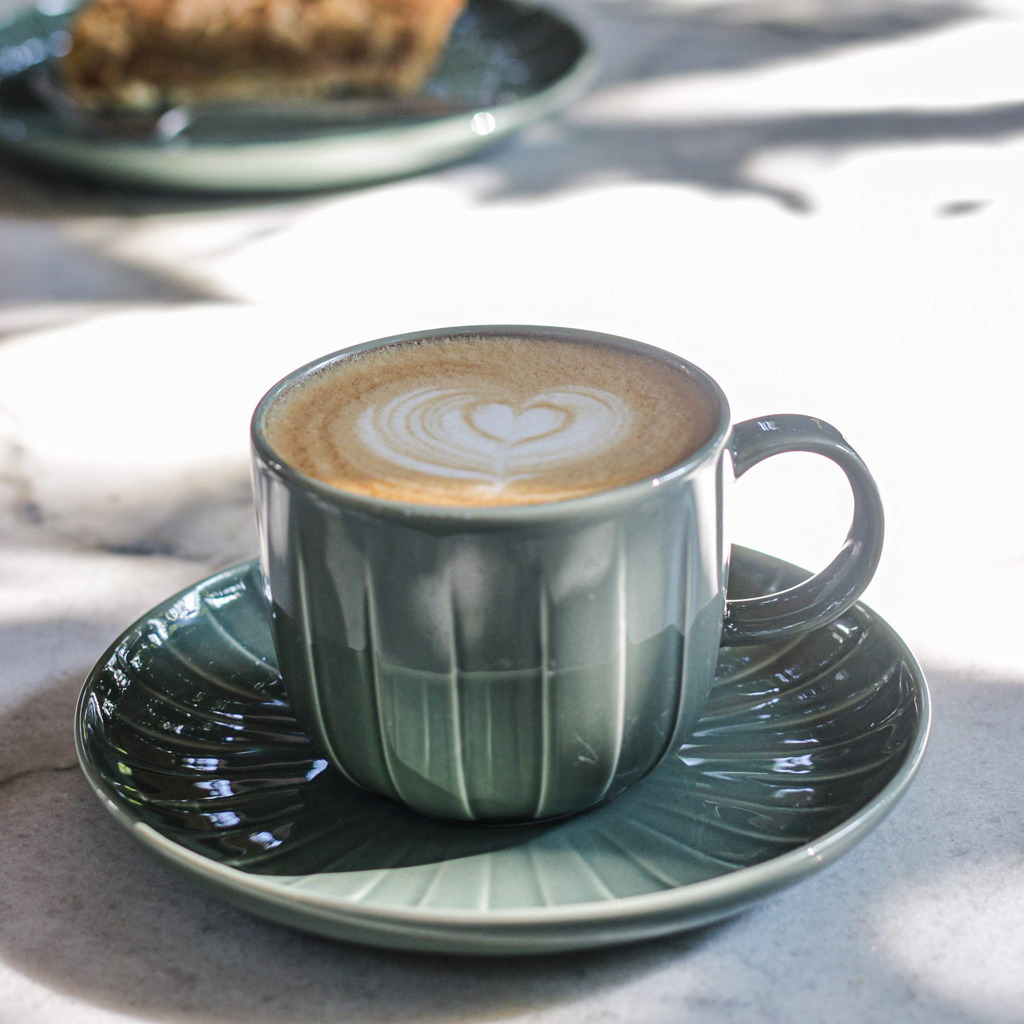 Juego de vajilla para 6 personas Ligne verde 48 piezas AMBITION