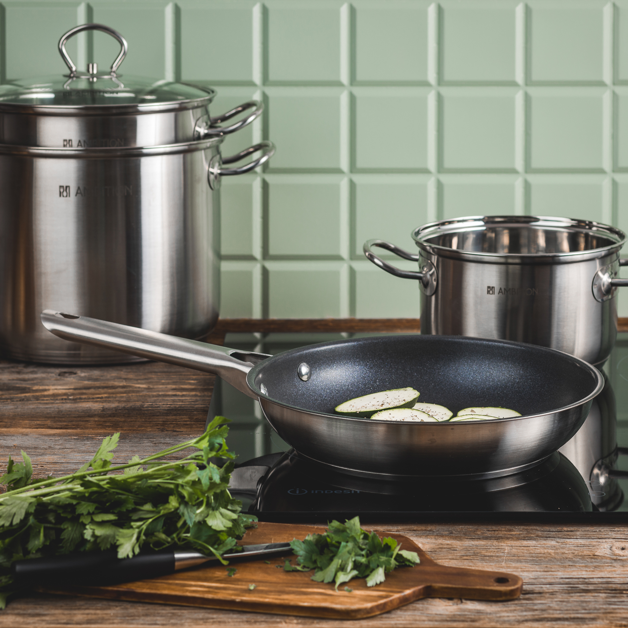 Garnek z pokrywką Loremis 16 cm, 1,5 l AMBITION