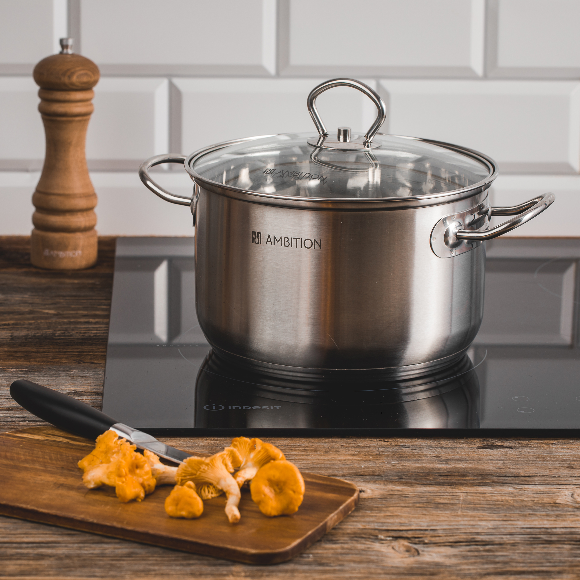 Garnek z pokrywką Loremis 18 cm, 2,5 l AMBITION