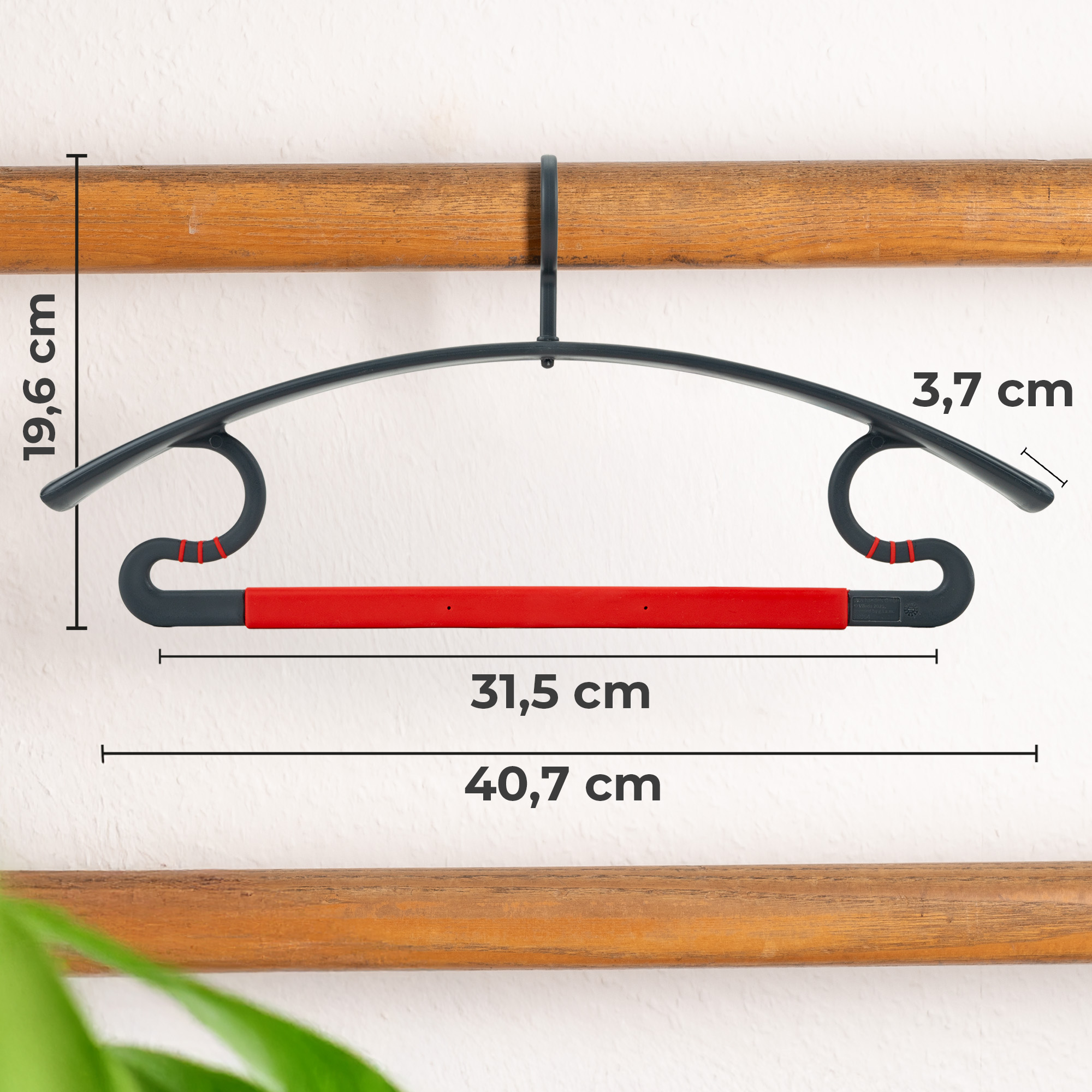 Set of 3 premium hangers Easy Laundry VILEDA