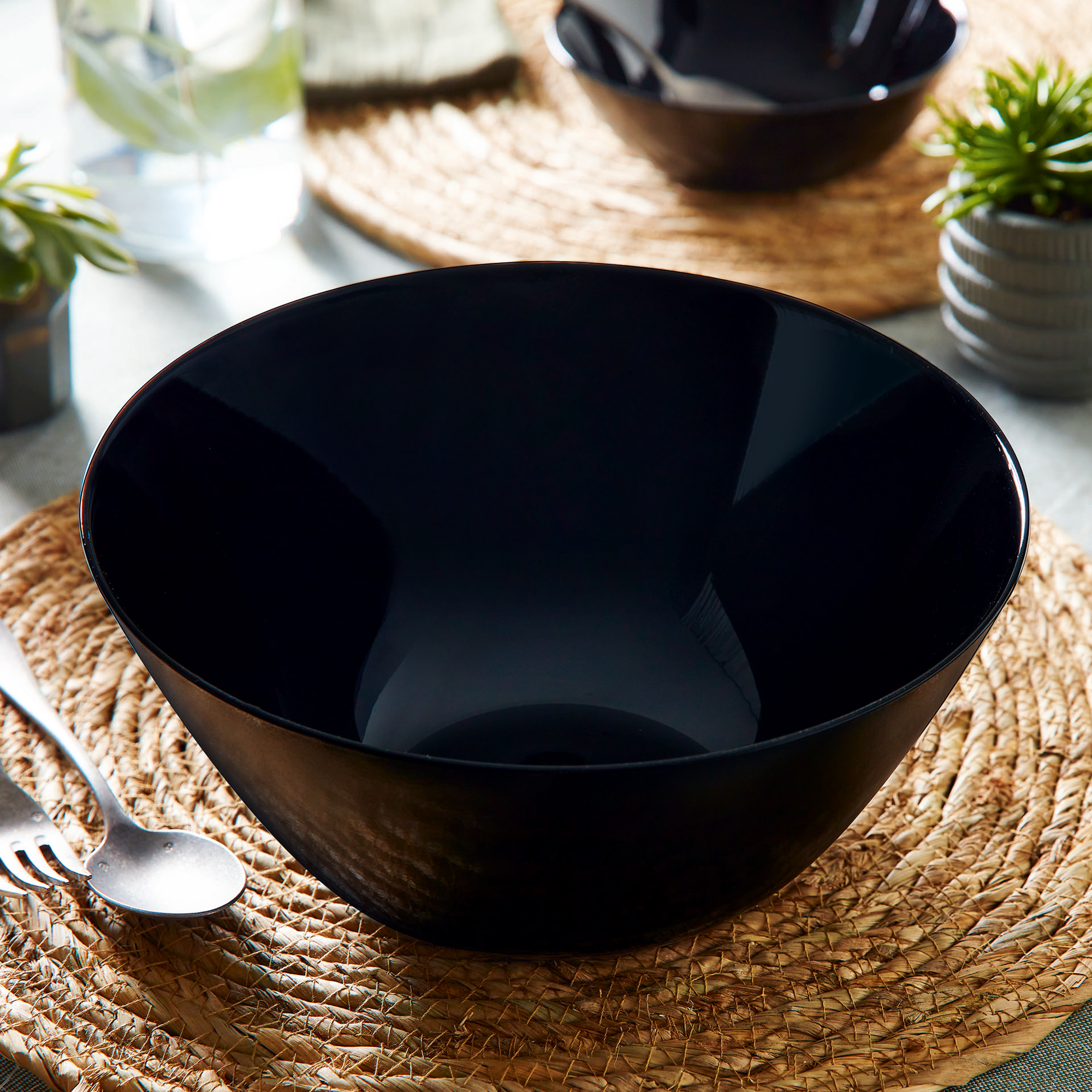 Salátová mísa Zelie Black 24 cm ARCOPAL