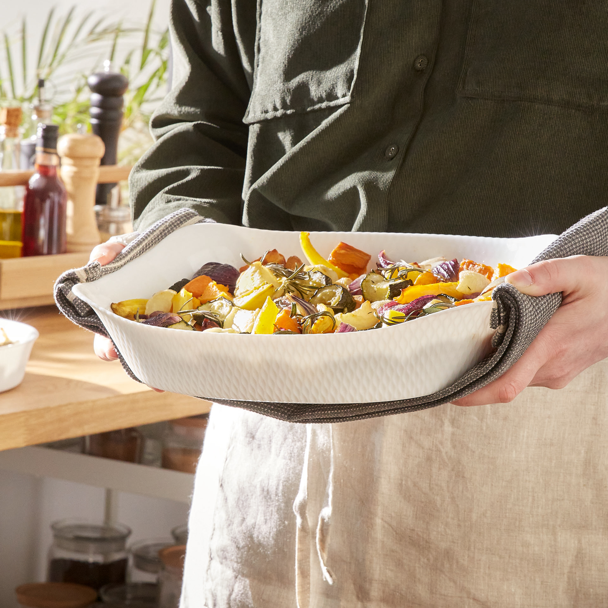 Oválná zapékací mísa Smart Cuisine Wavy 34 x 25 cm LUMINARC